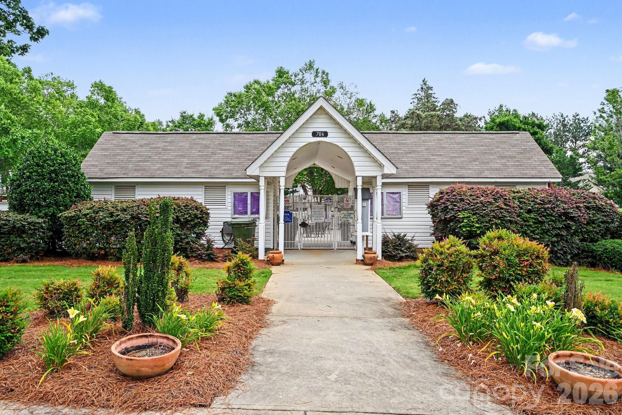 1005 Silver Spring Road