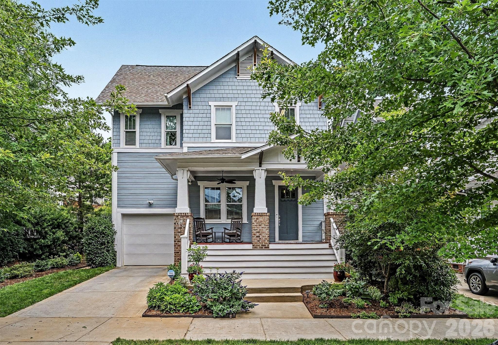 1615 Main Street