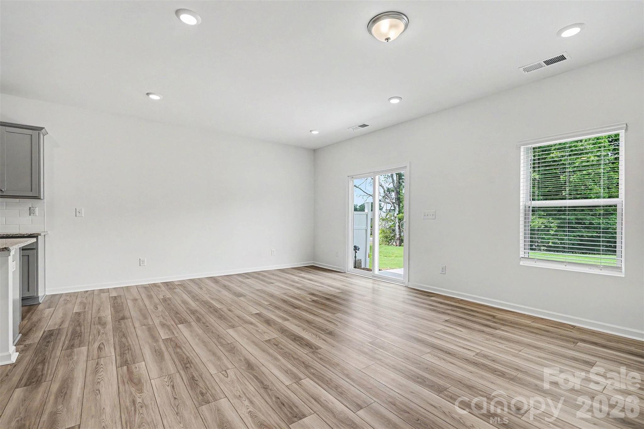 4035 Lawnview Drive