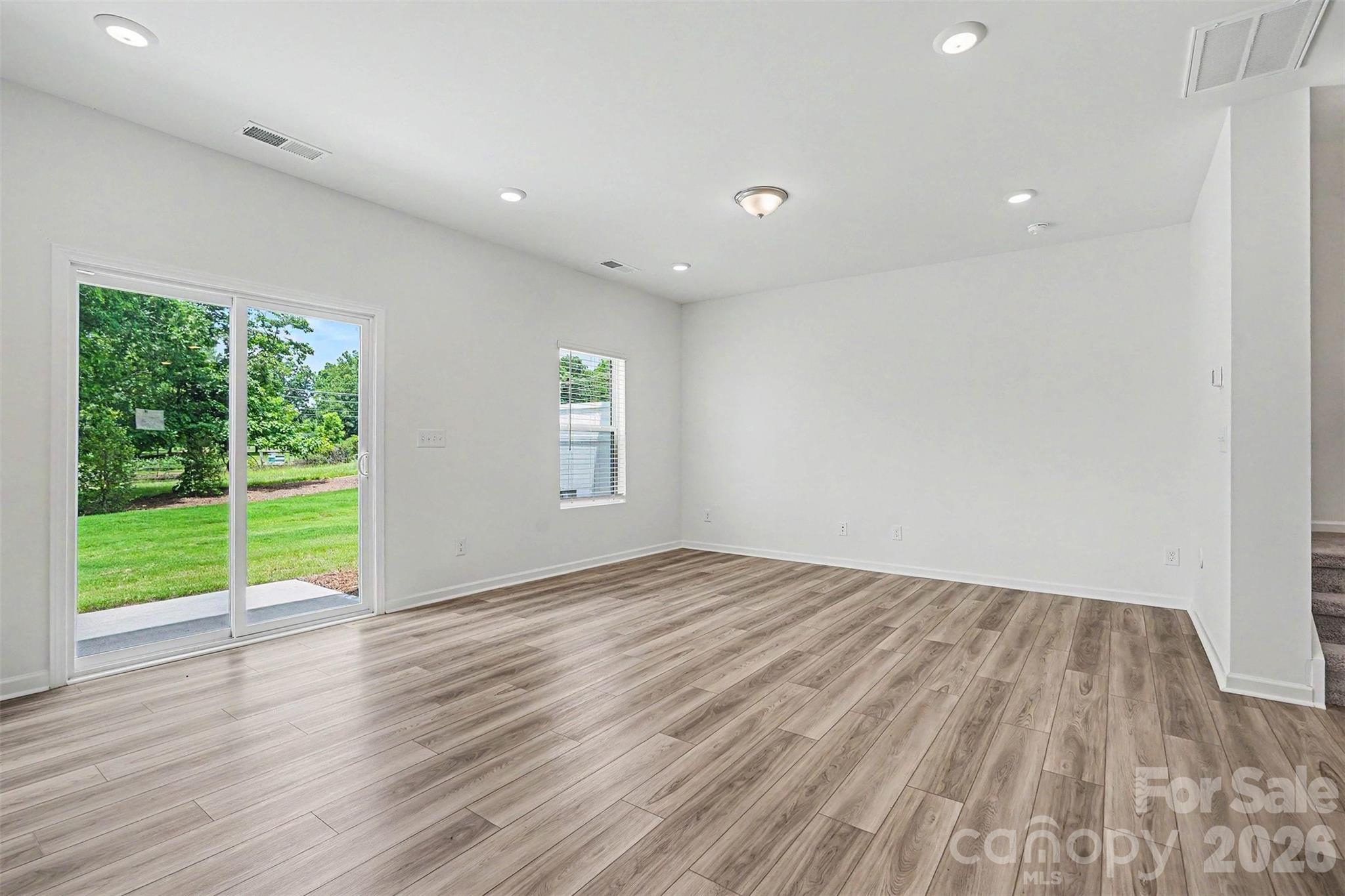 4035 Lawnview Drive