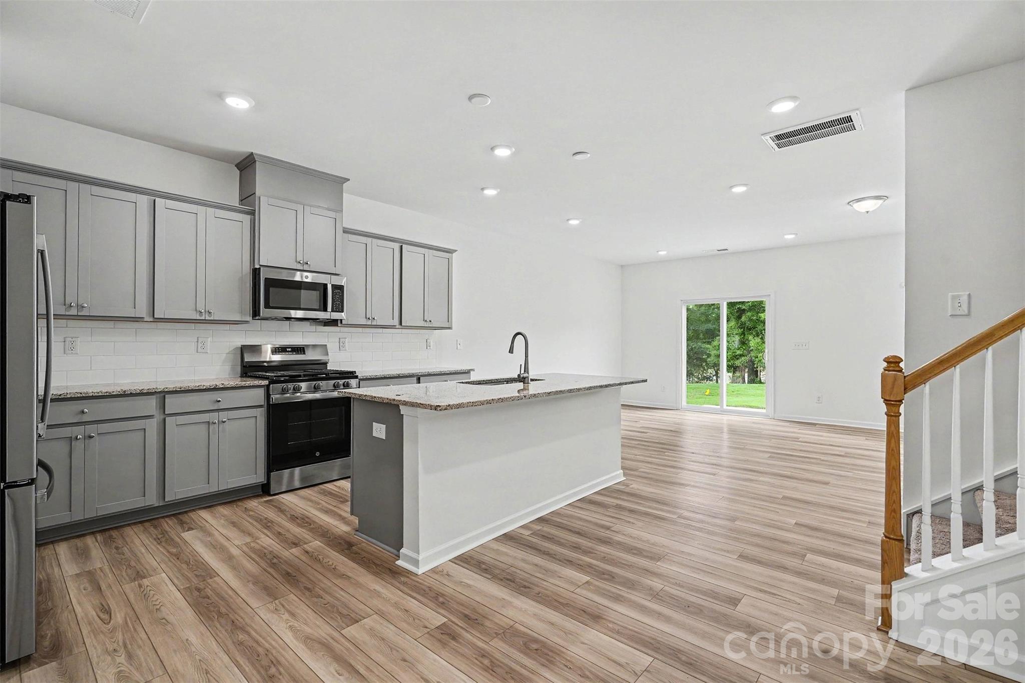 4035 Lawnview Drive