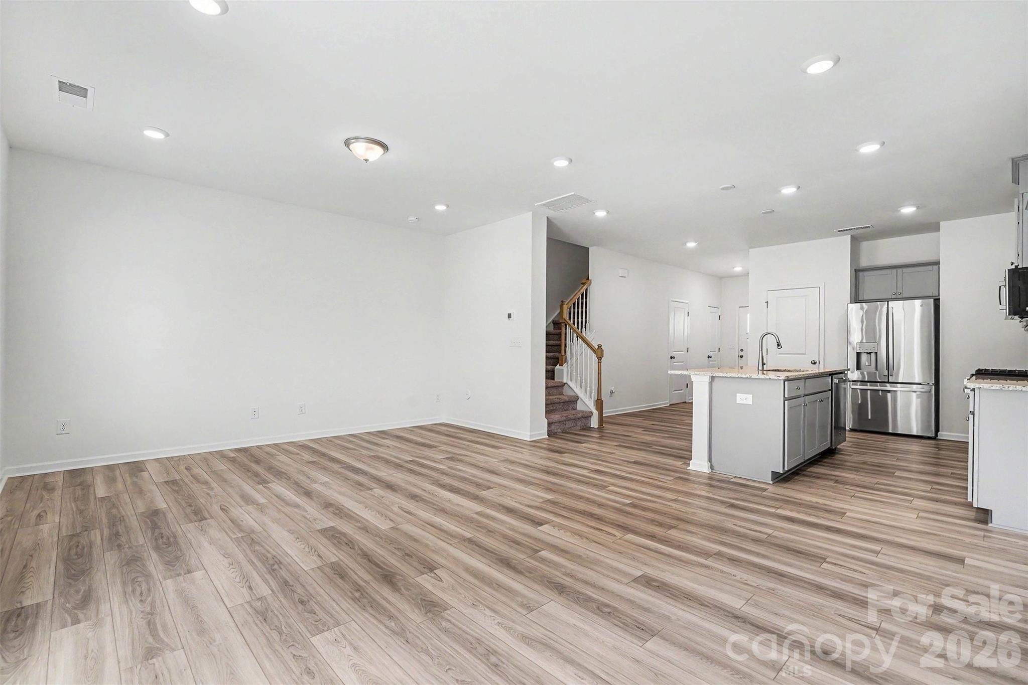 4035 Lawnview Drive