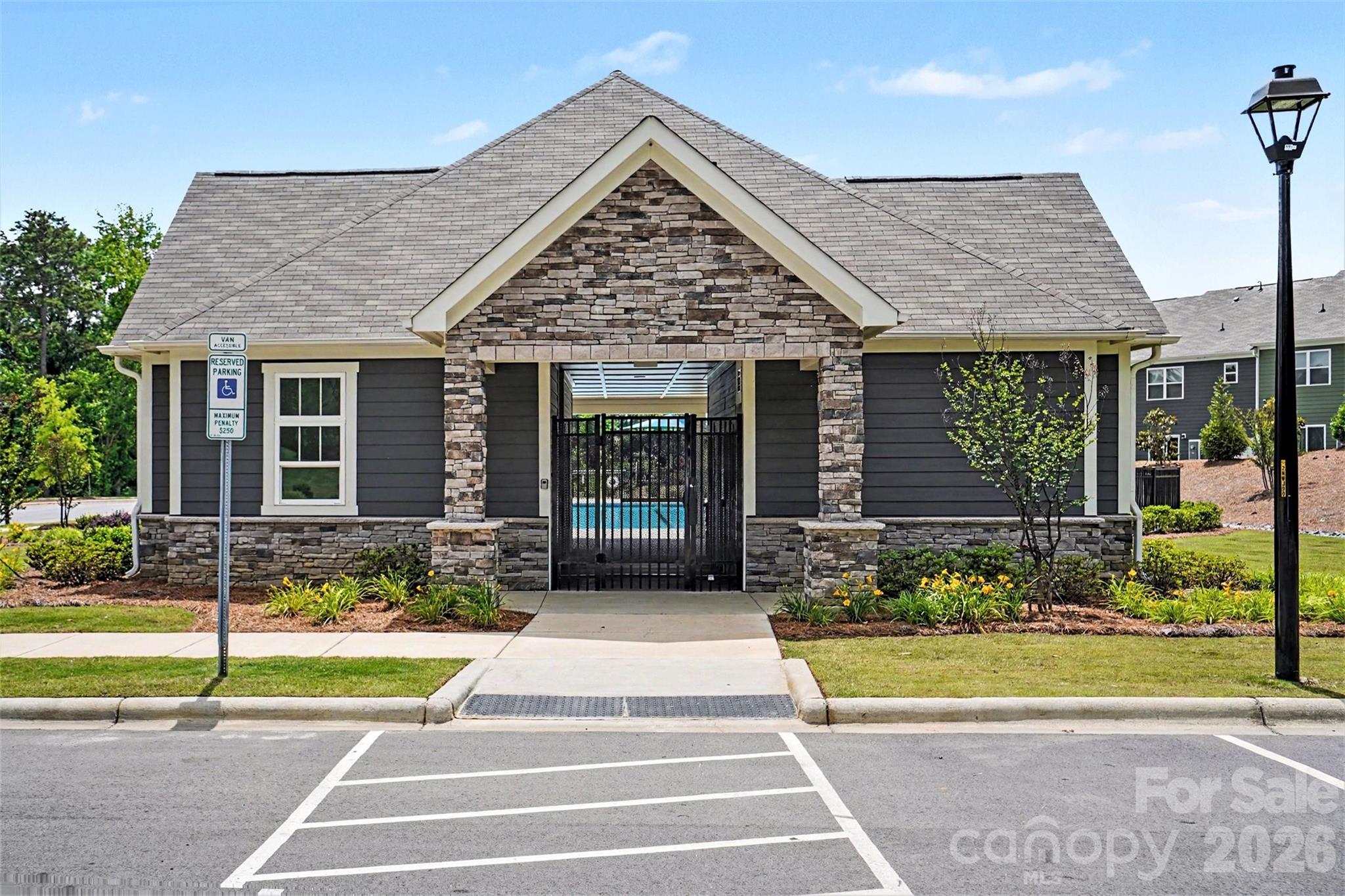4035 Lawnview Drive