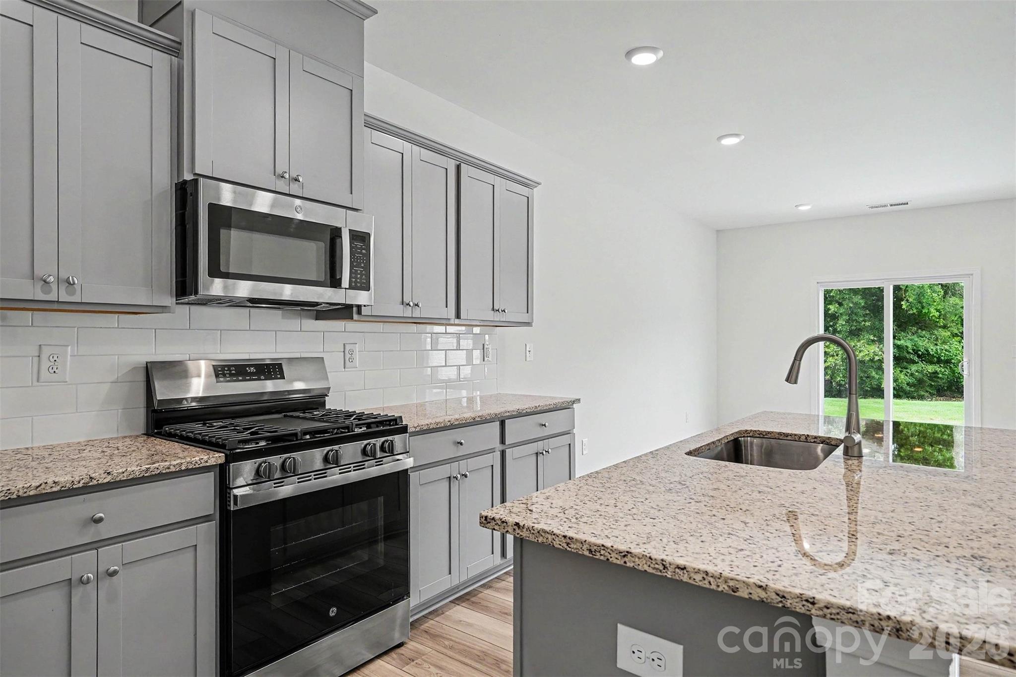 4035 Lawnview Drive