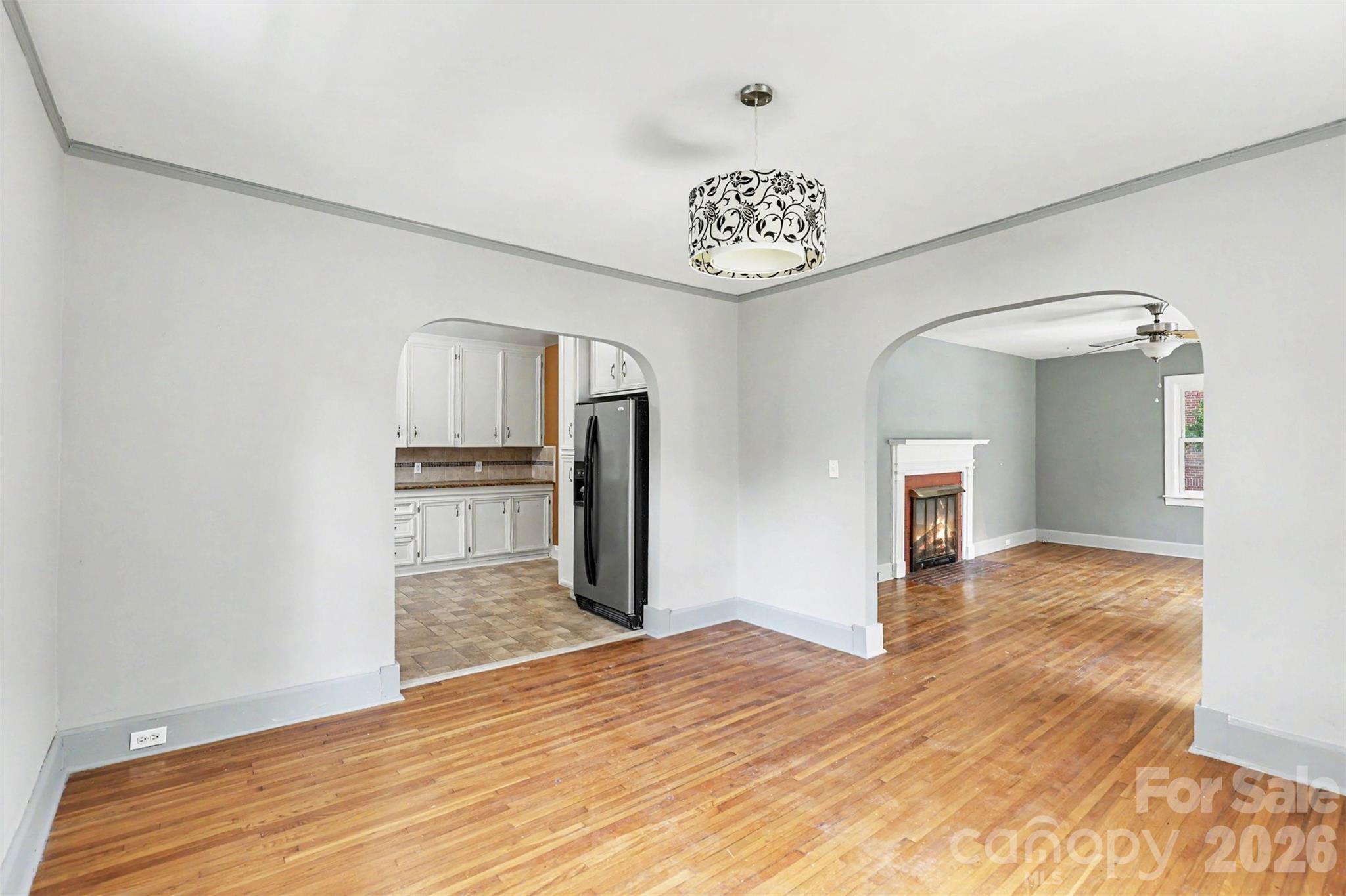 103 S Belvedere Avenue