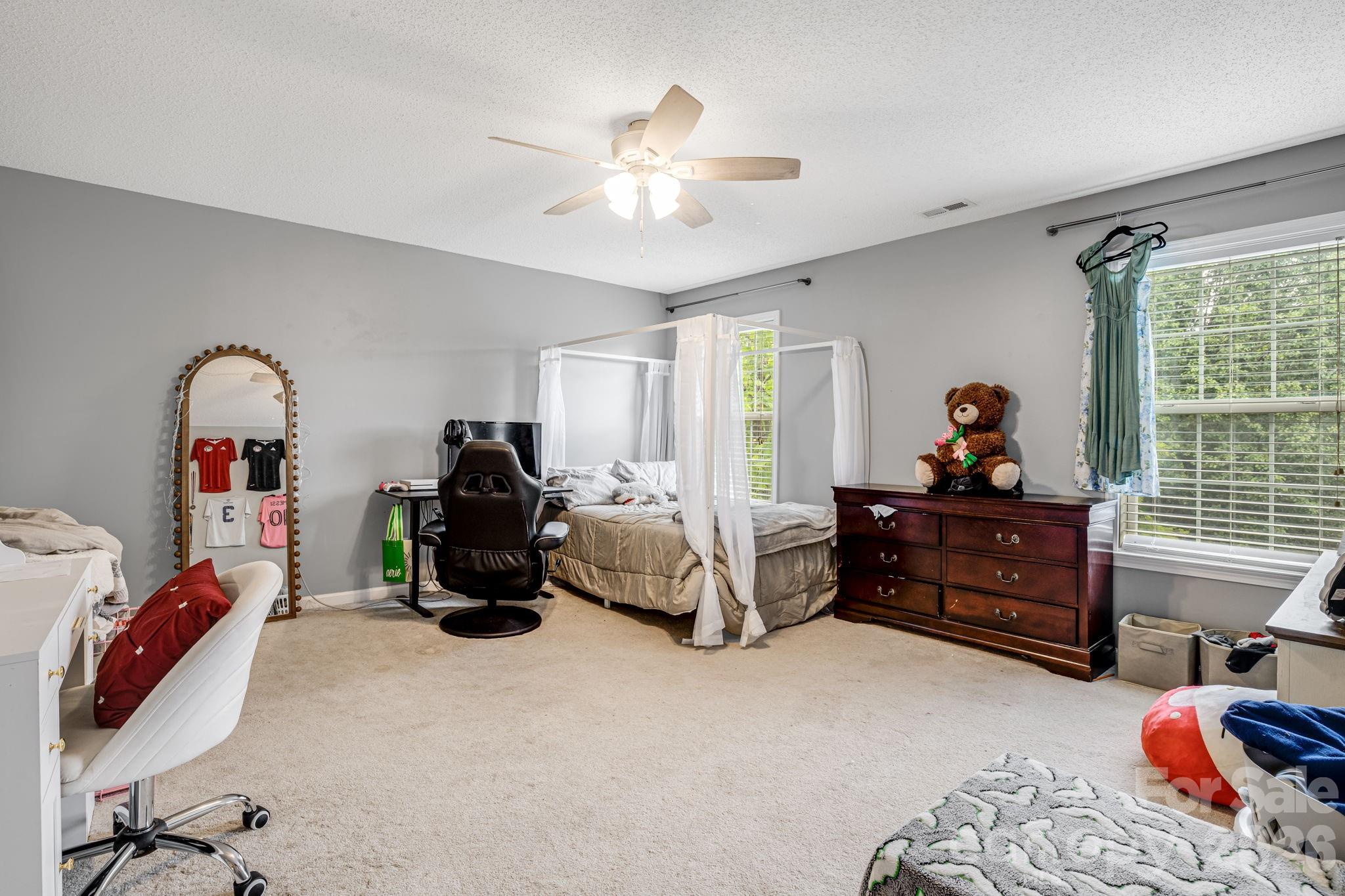 52 Black River Road