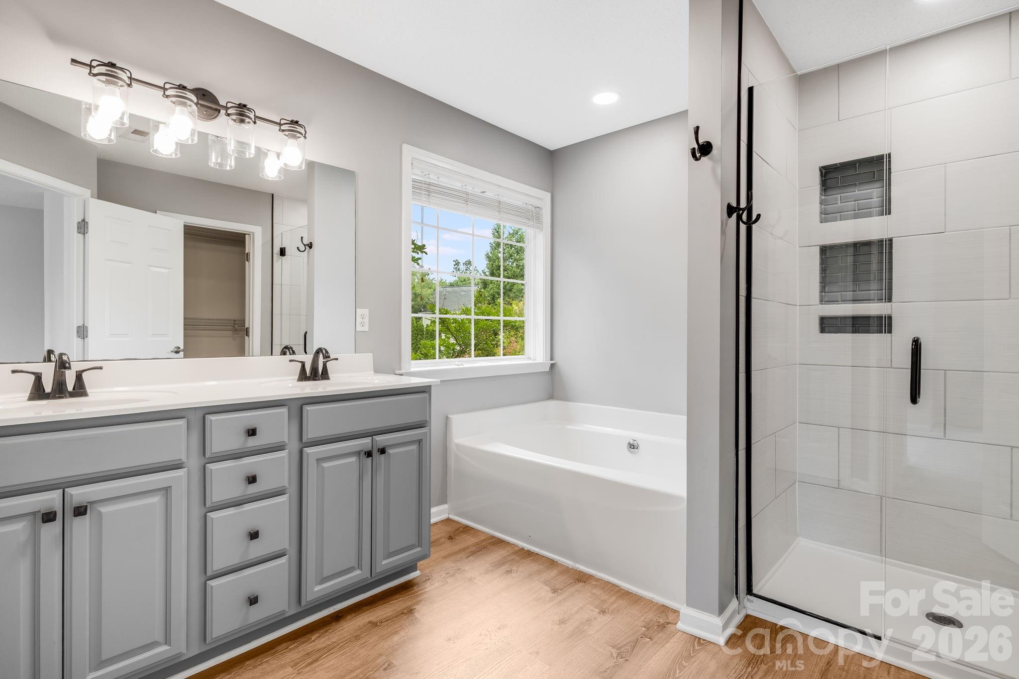 52 Black River Road