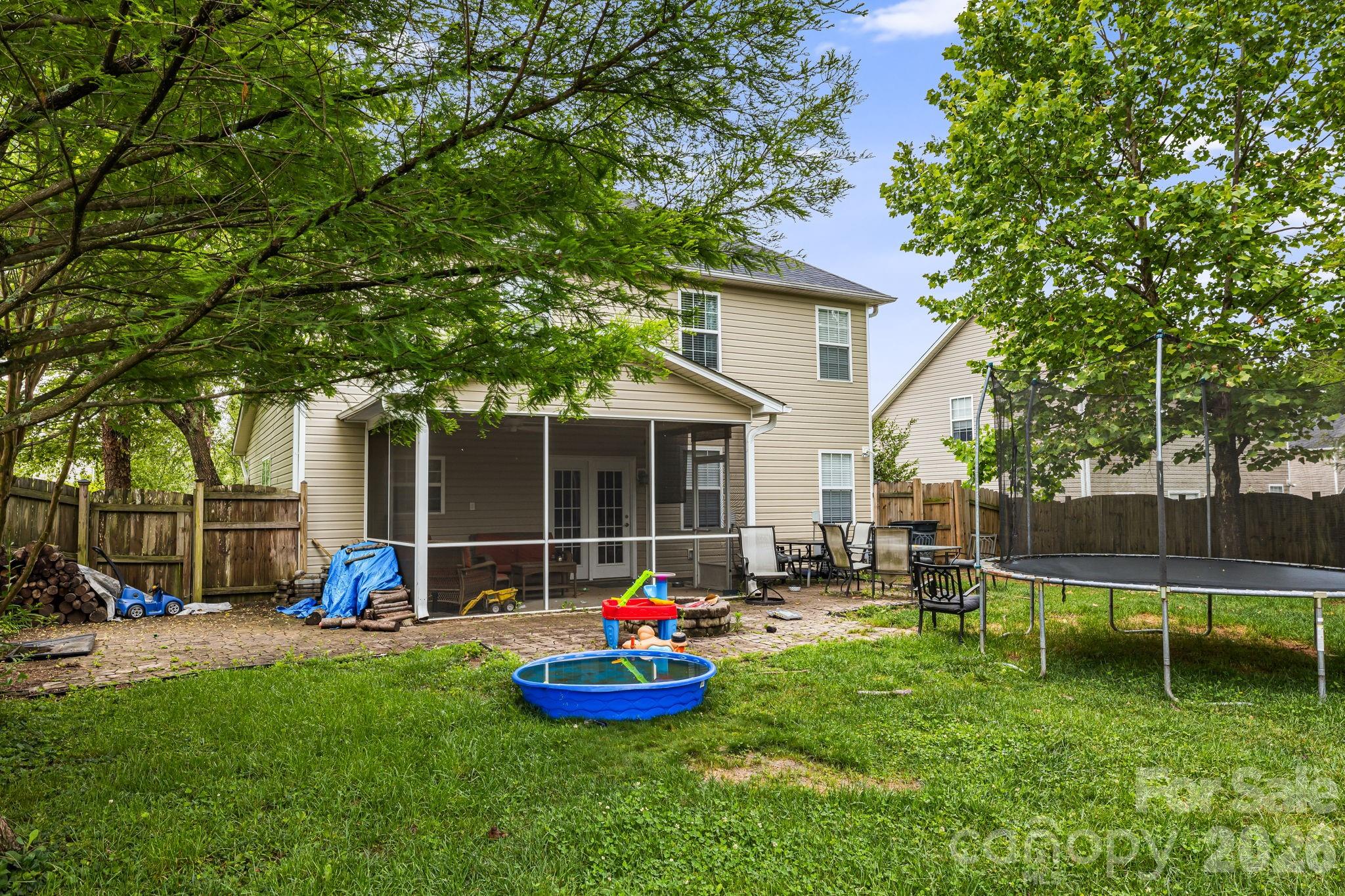 52 Black River Road