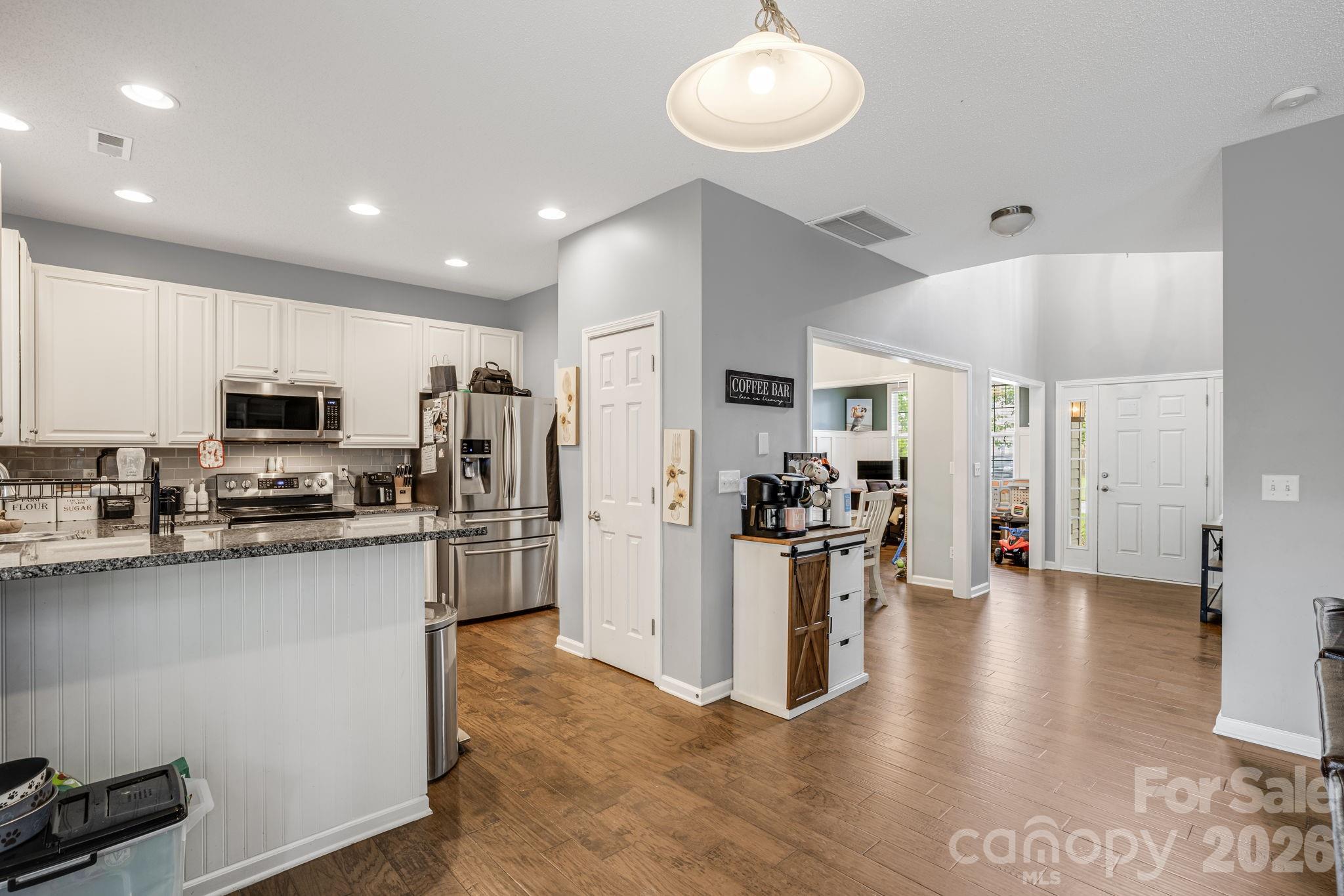 52 Black River Road