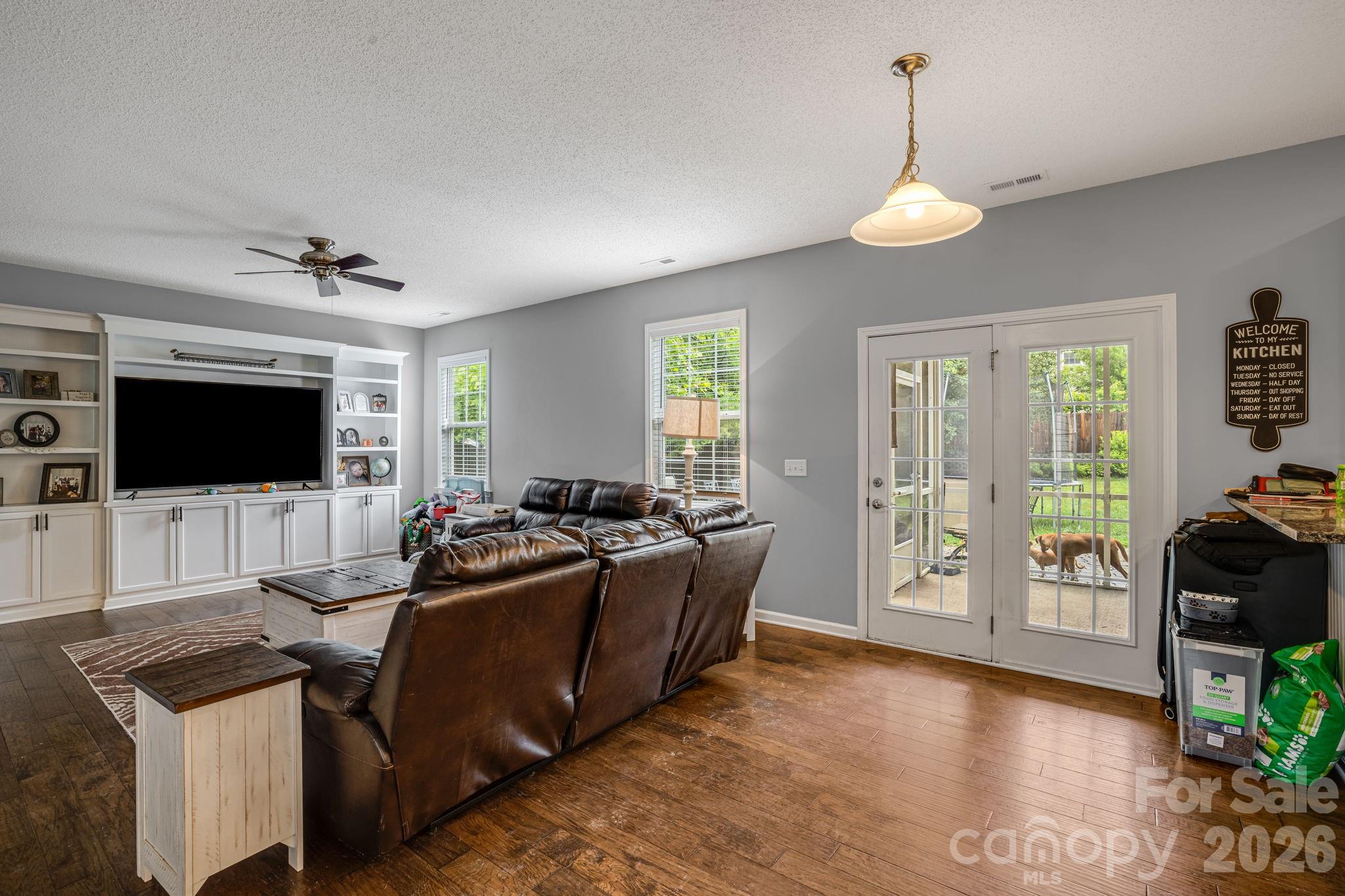 52 Black River Road