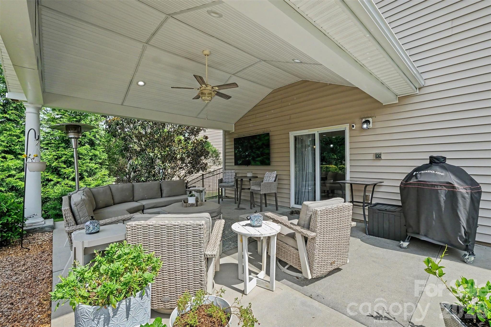 3005 Corrona Lane