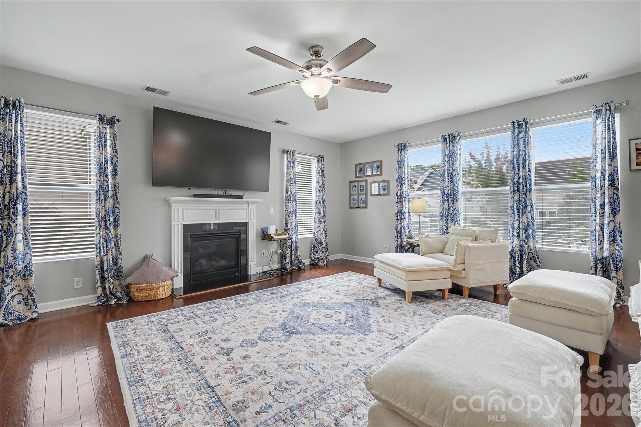 3005 Corrona Lane