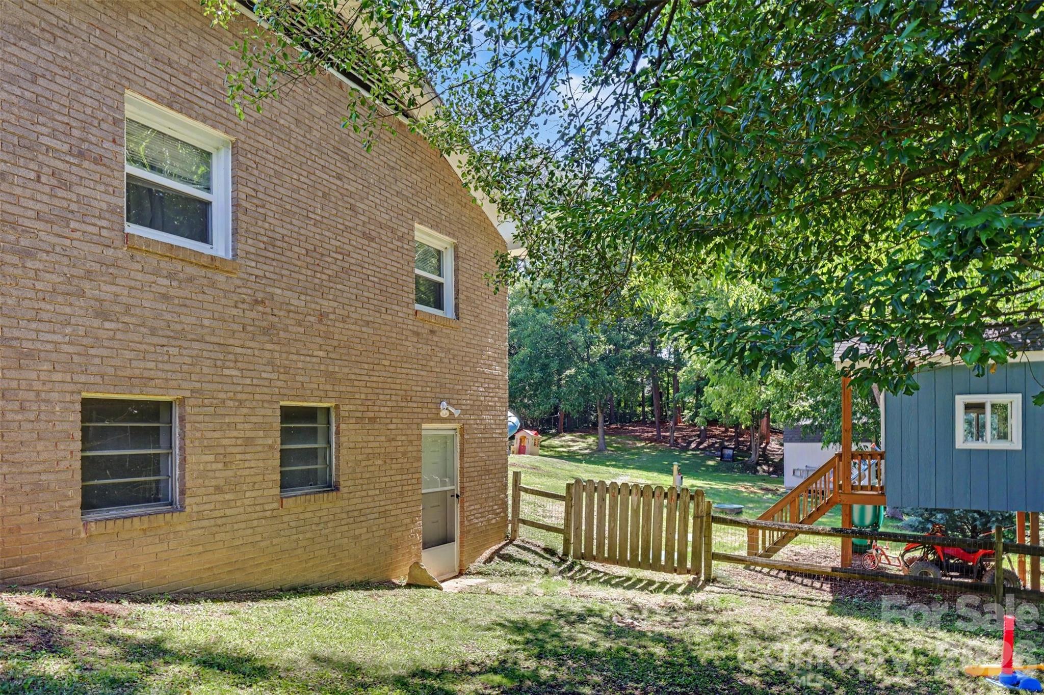 4744 Hickory Grove Road