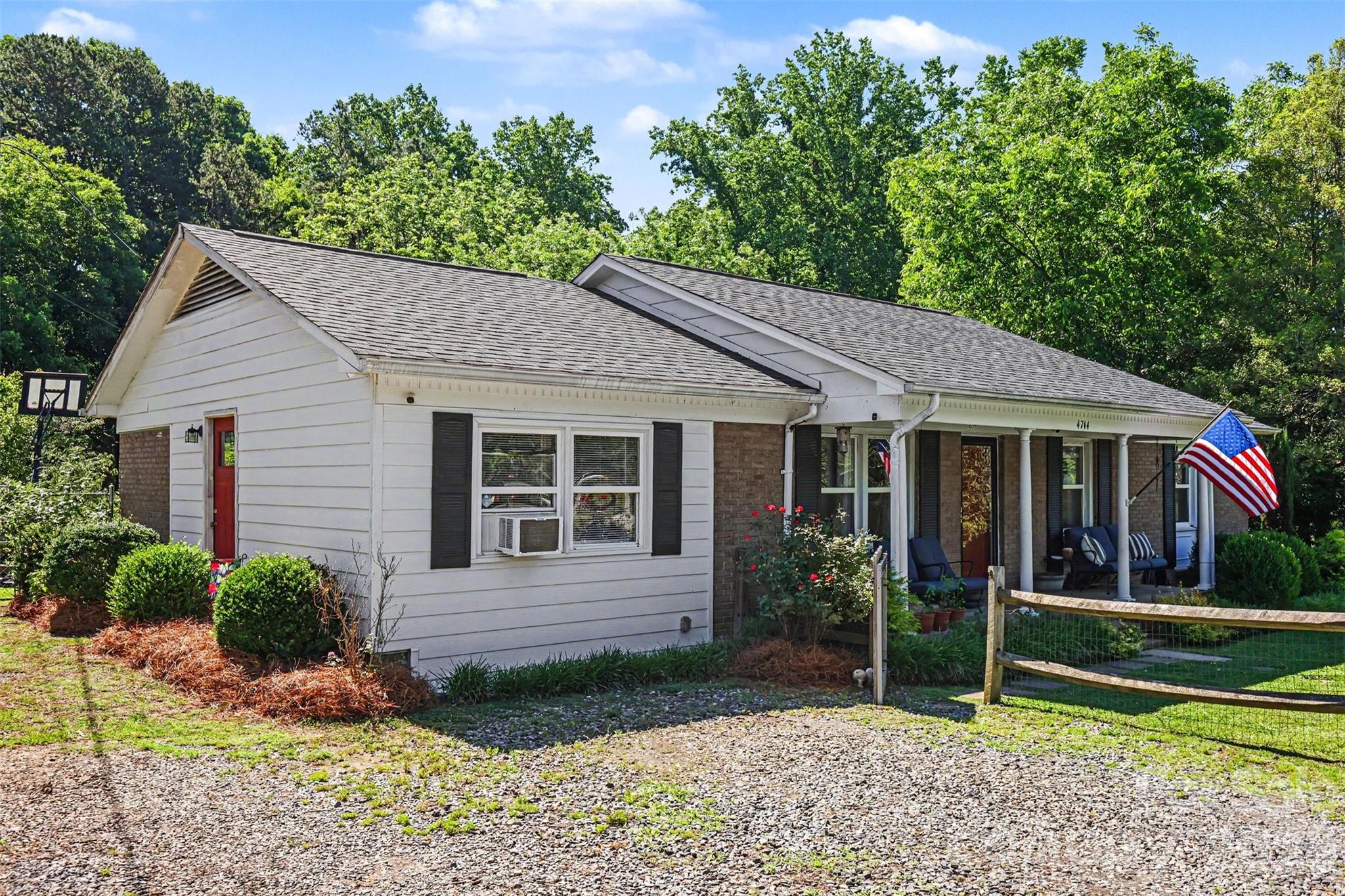 4744 Hickory Grove Road