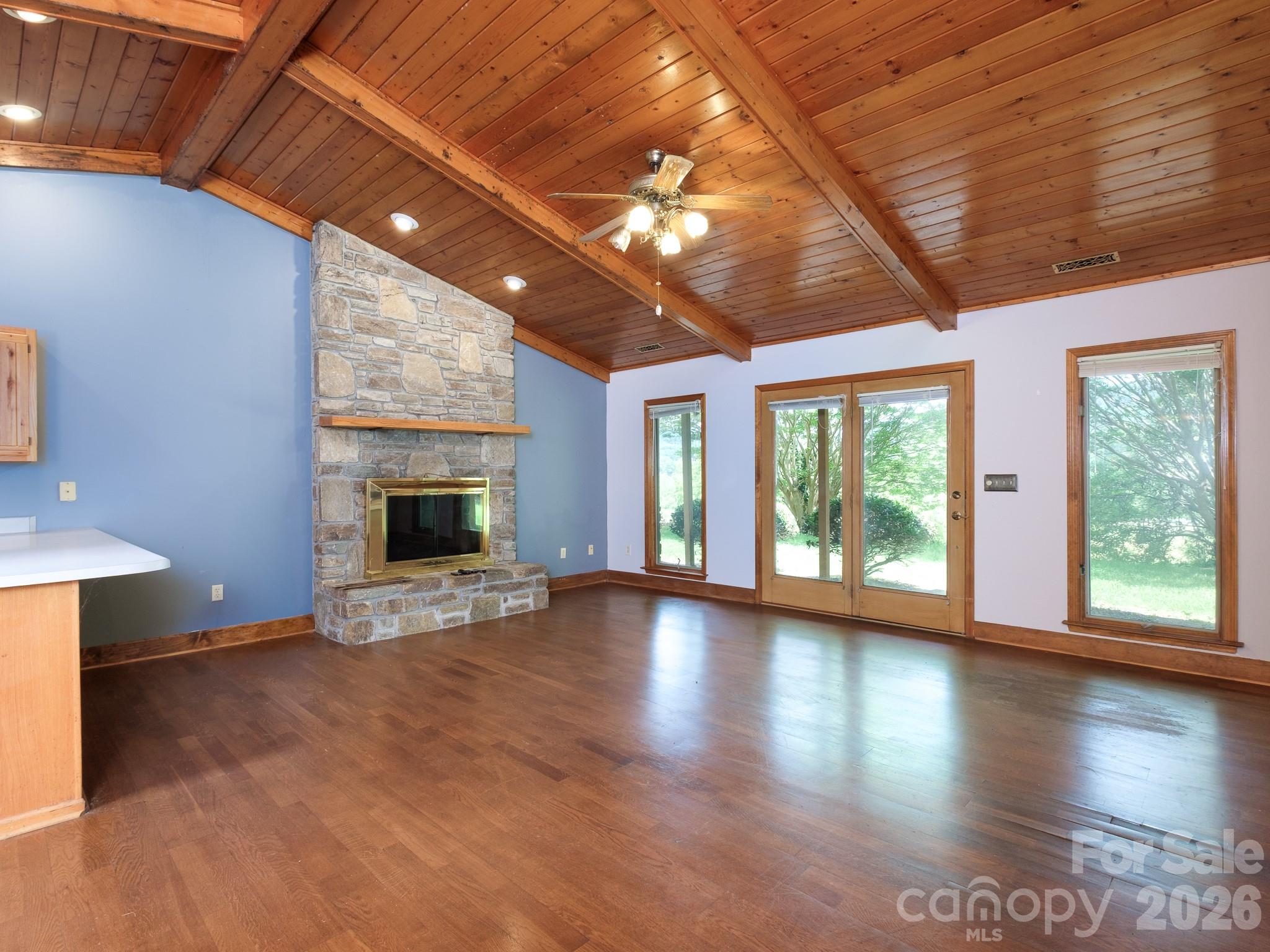 332 Island Cove Road