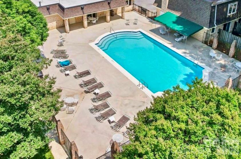 3520 Colony Road