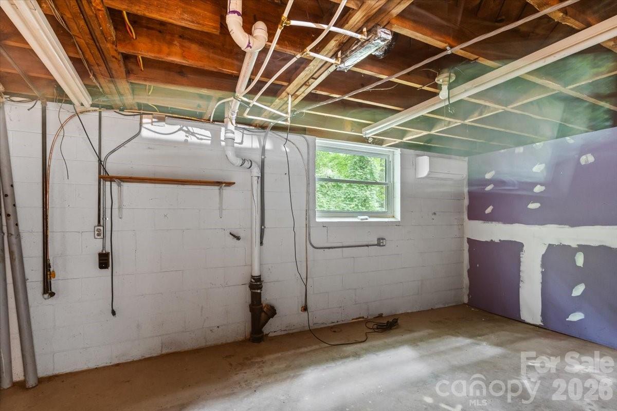 7328 Everett Drive