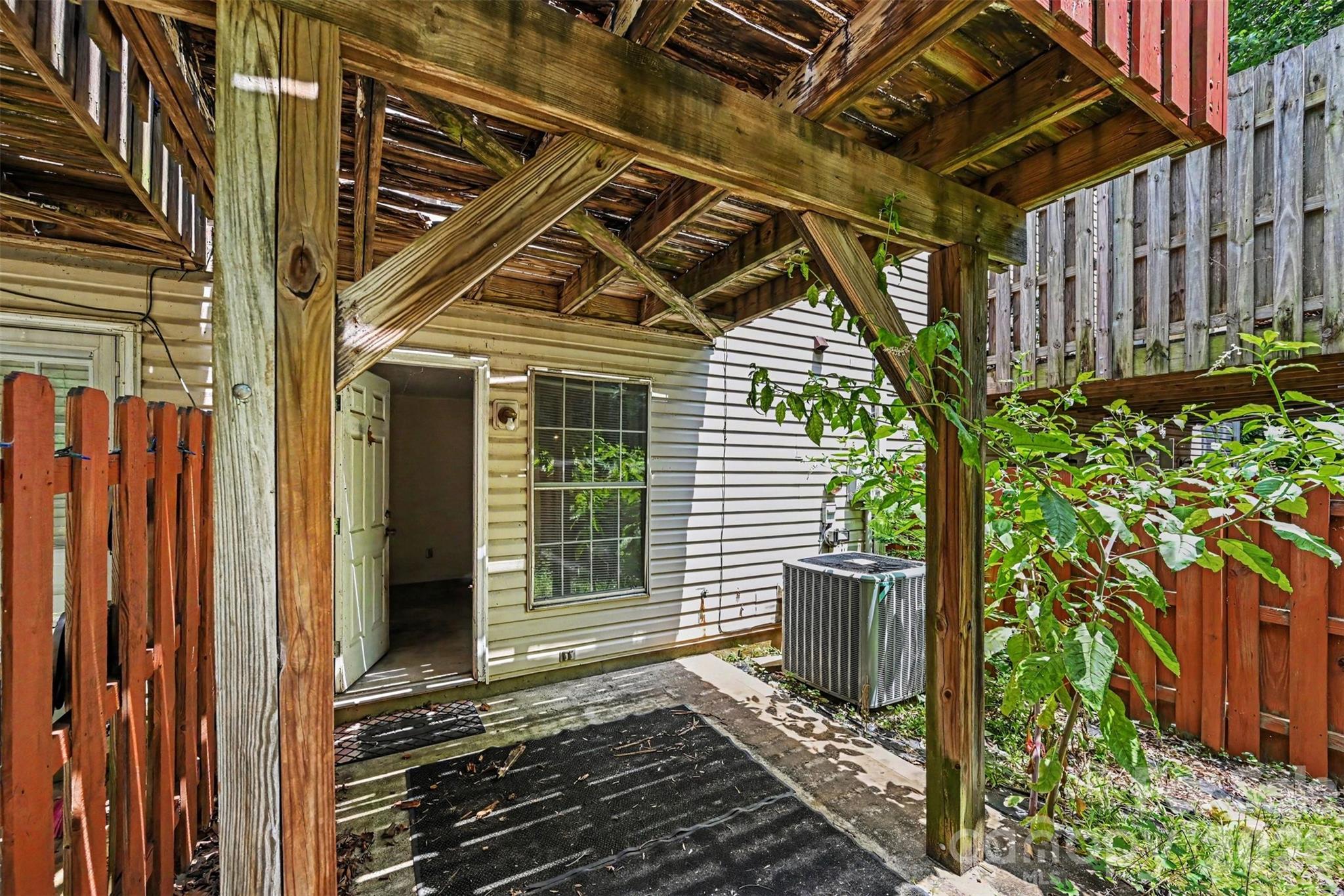 9610 Green Gable Court