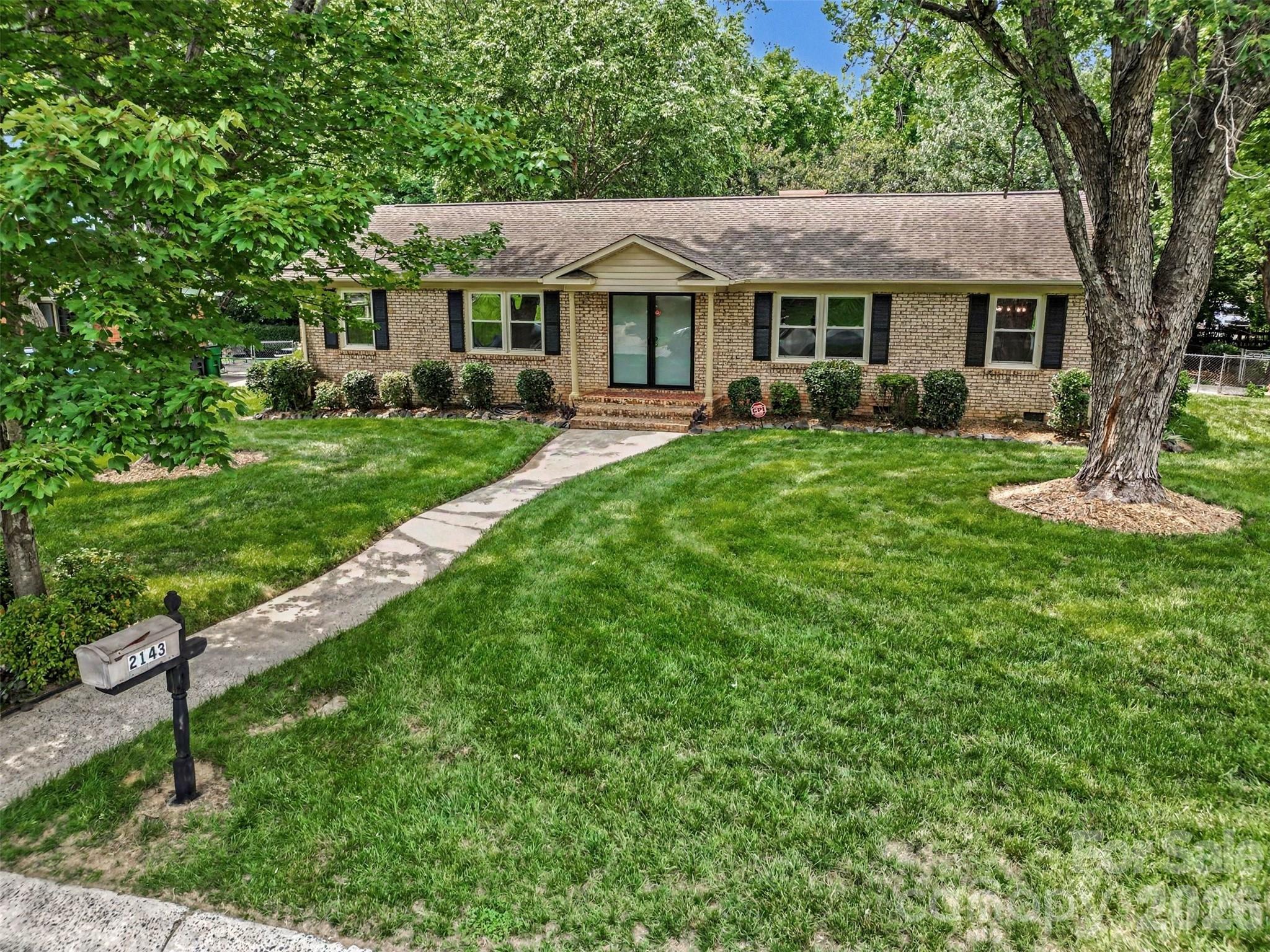 2143 Knickerbocker Drive