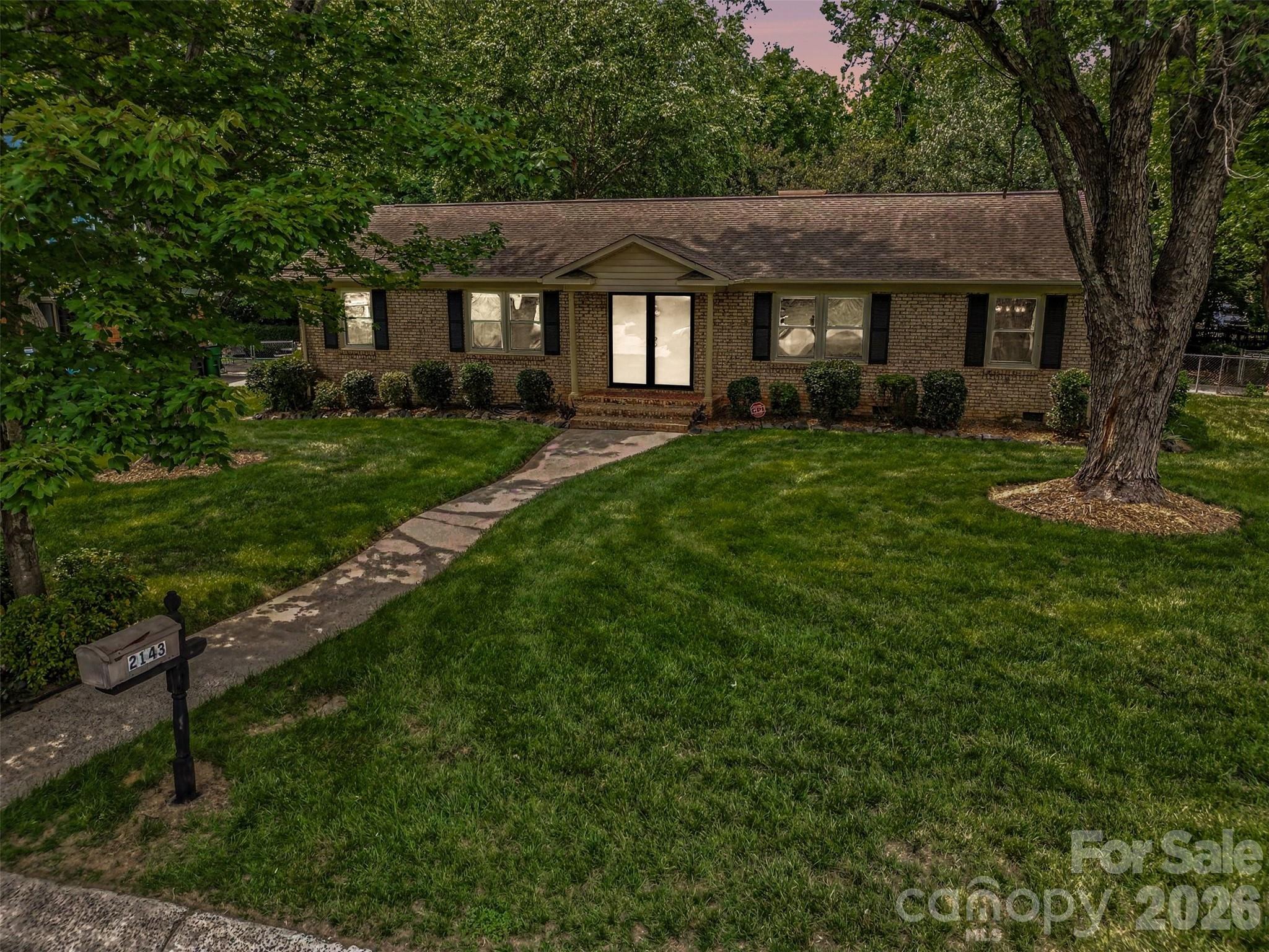 2143 Knickerbocker Drive