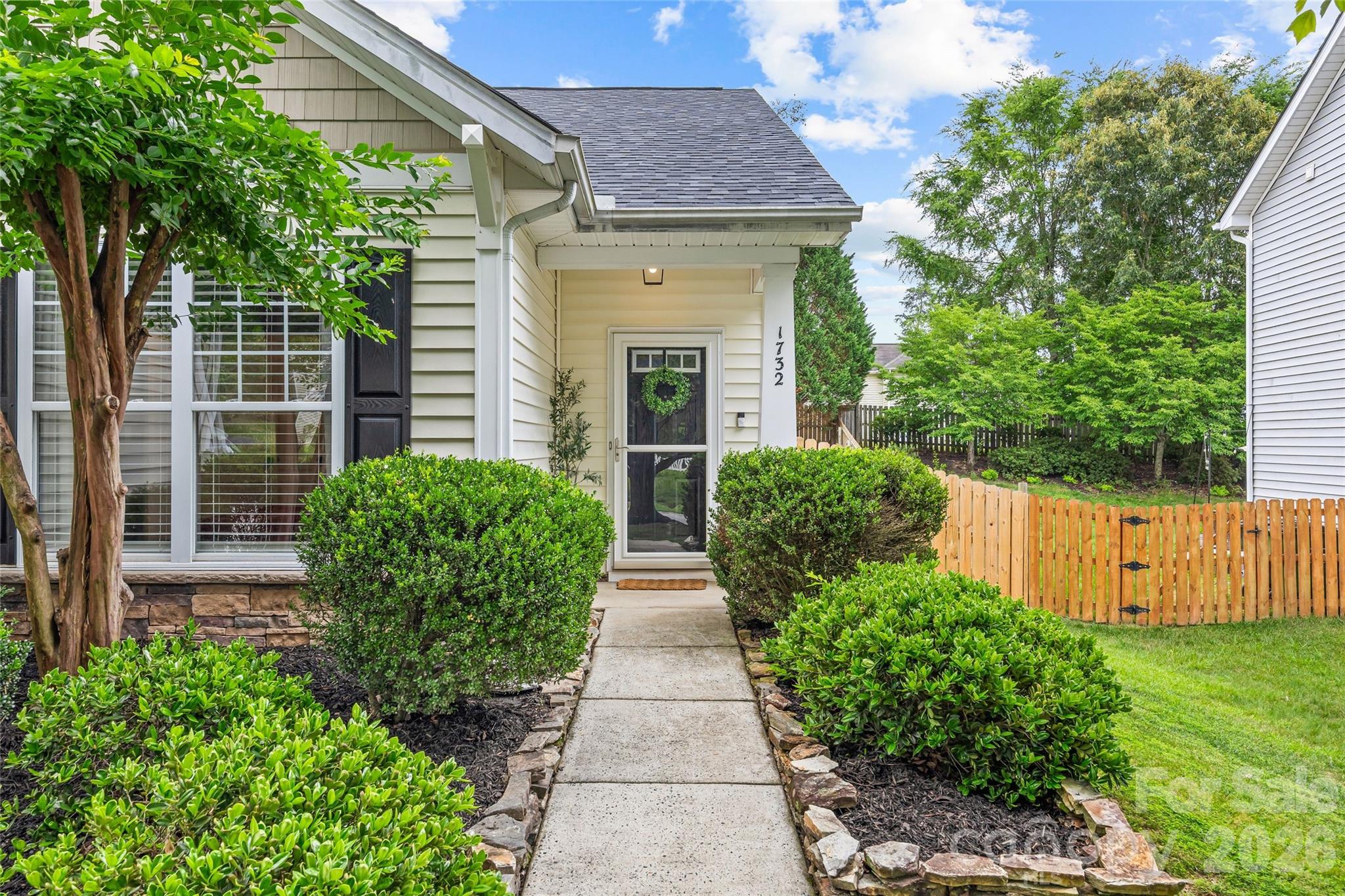1732 Crabapple Tree Lane