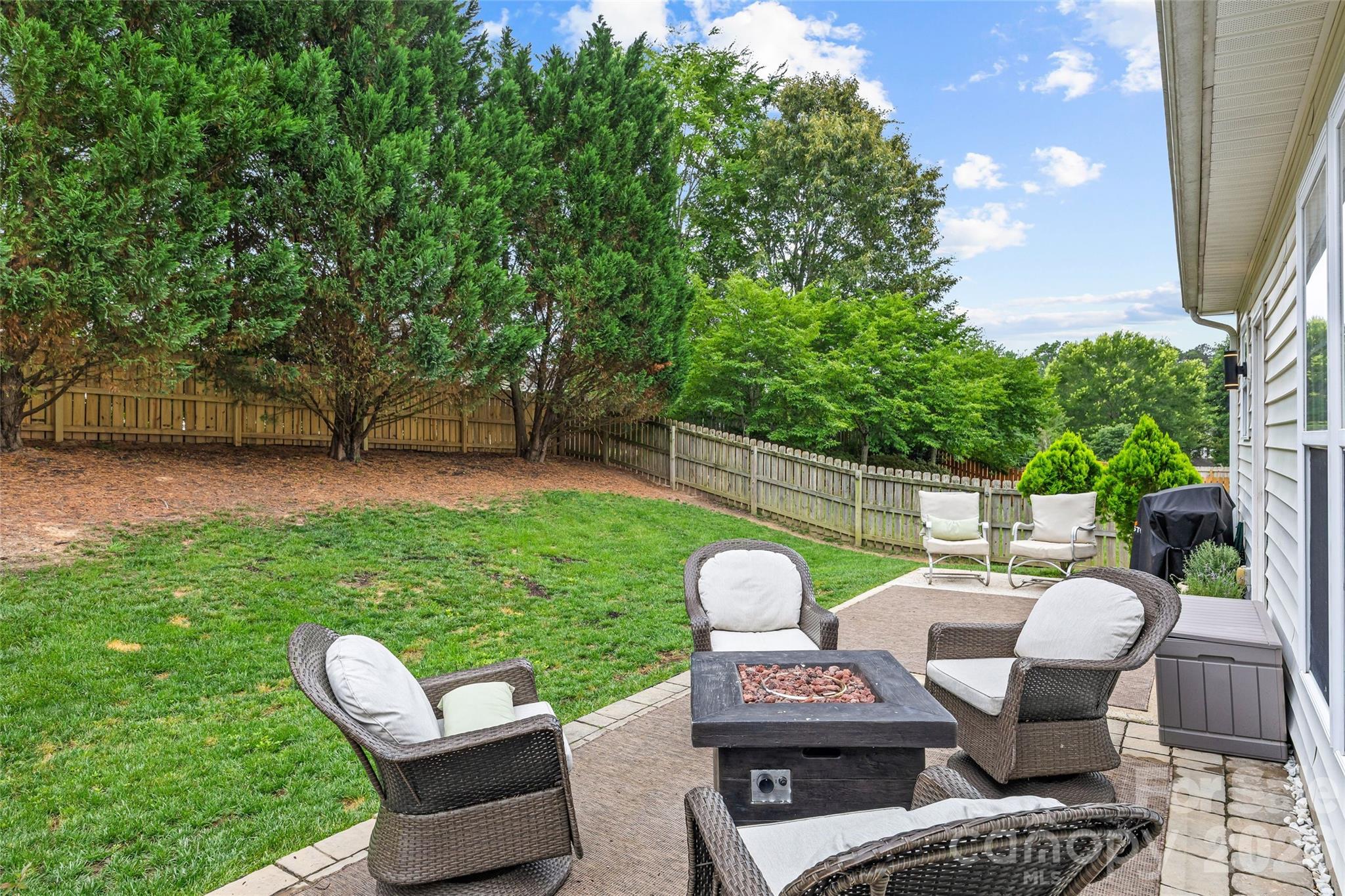 1732 Crabapple Tree Lane