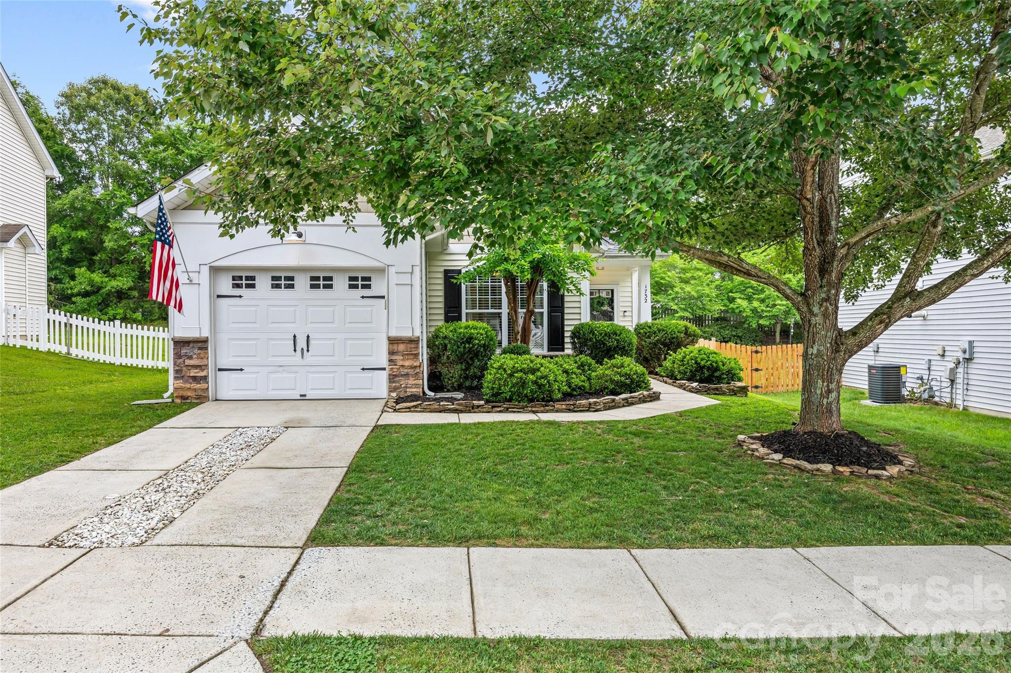 1732 Crabapple Tree Lane