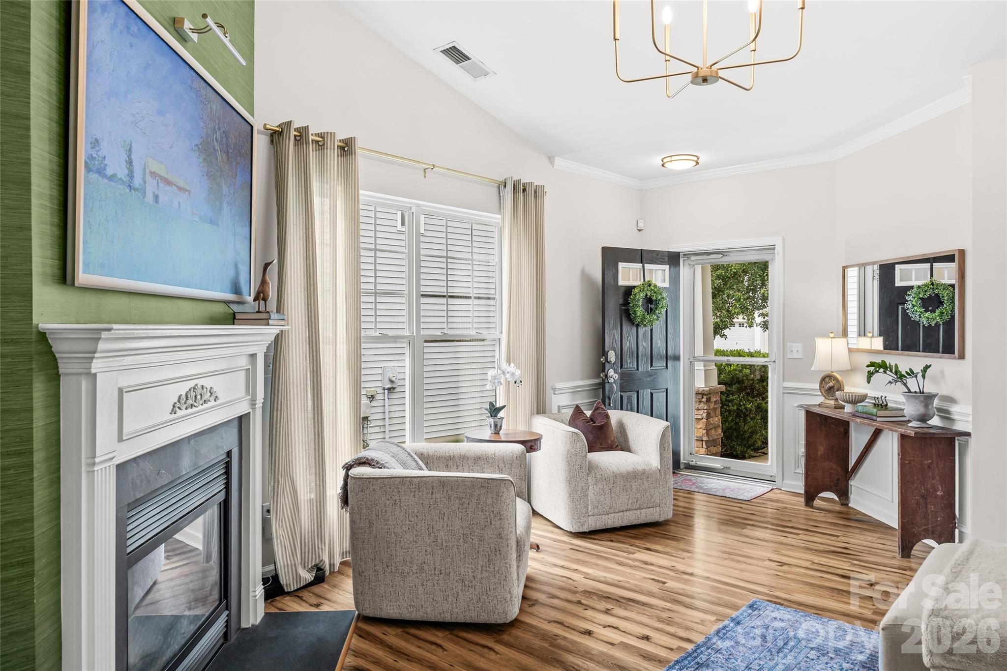 1732 Crabapple Tree Lane