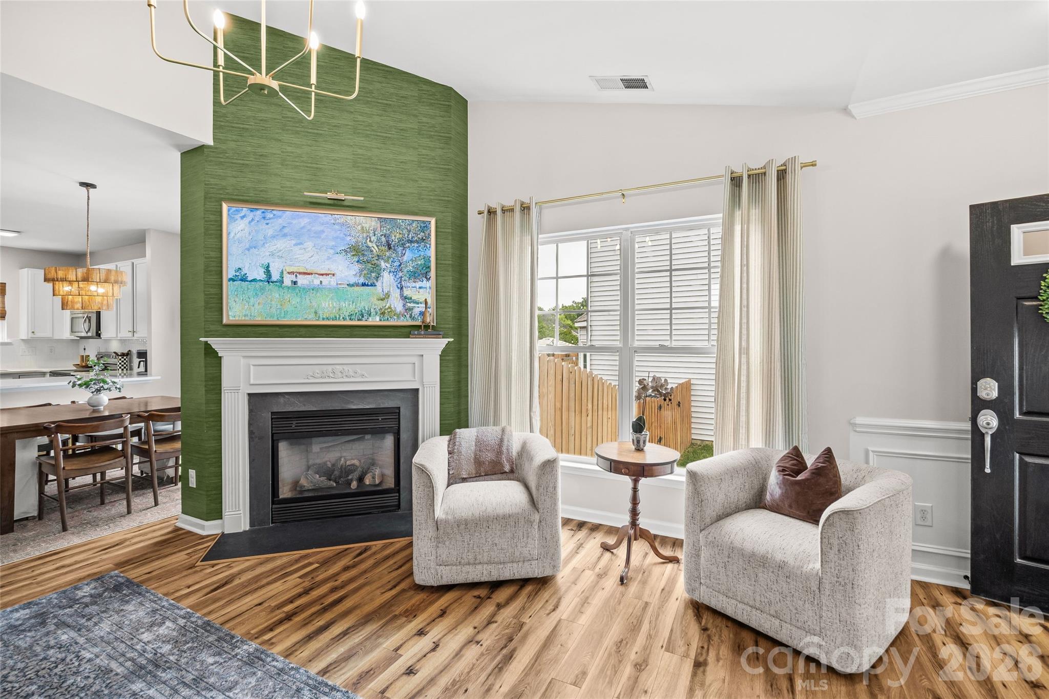 1732 Crabapple Tree Lane