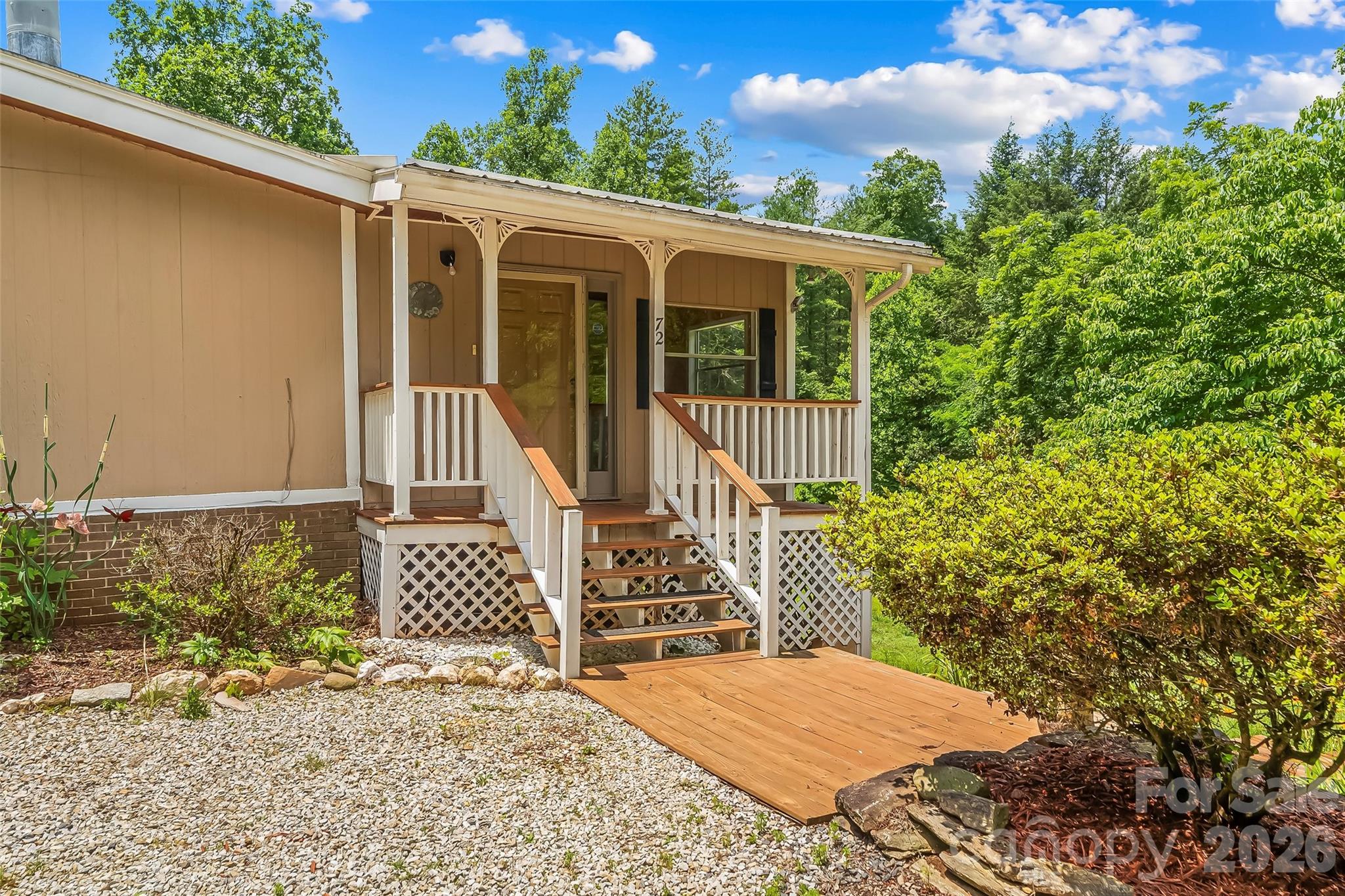72 Paradise Lane