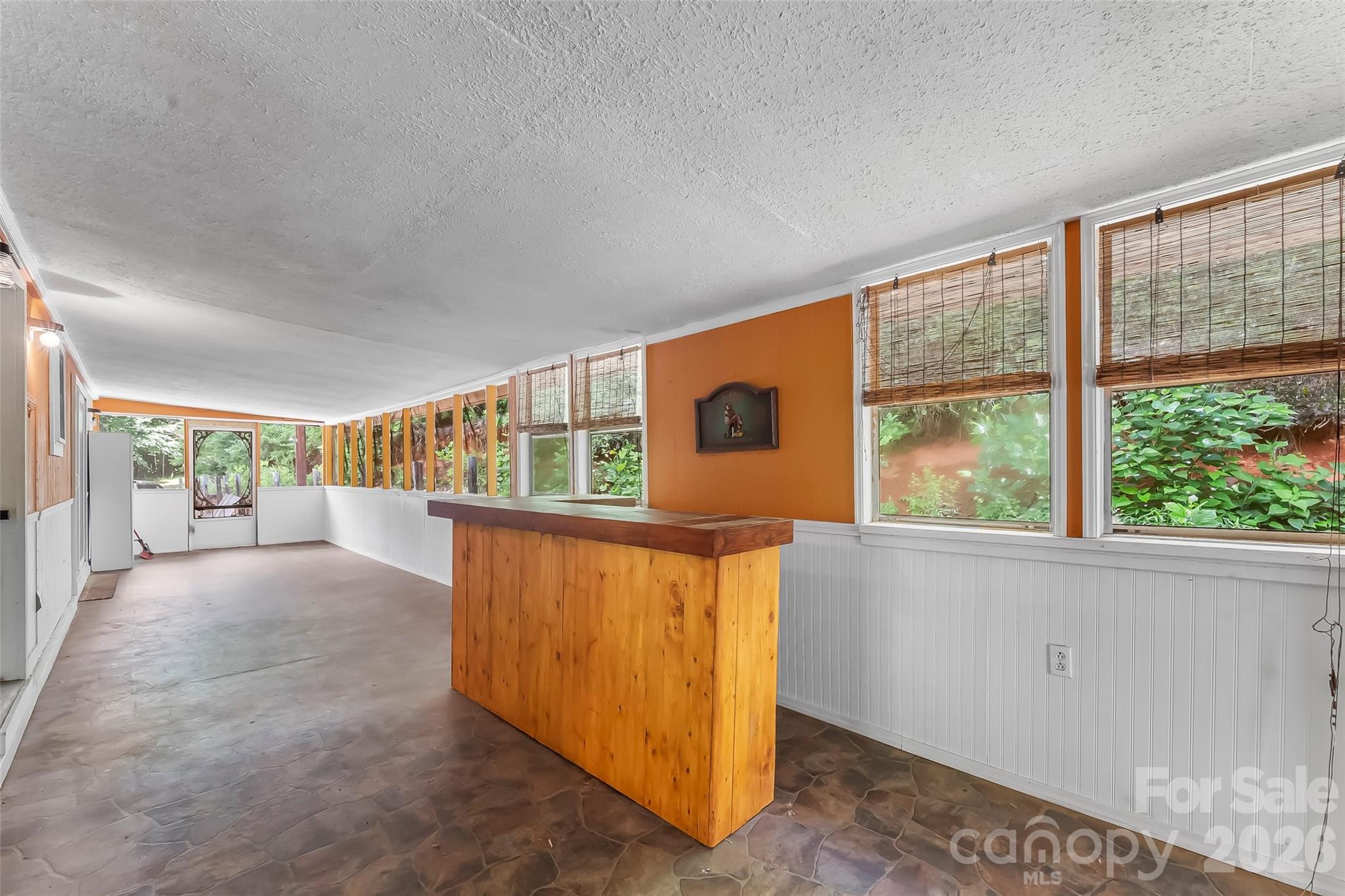 72 Paradise Lane