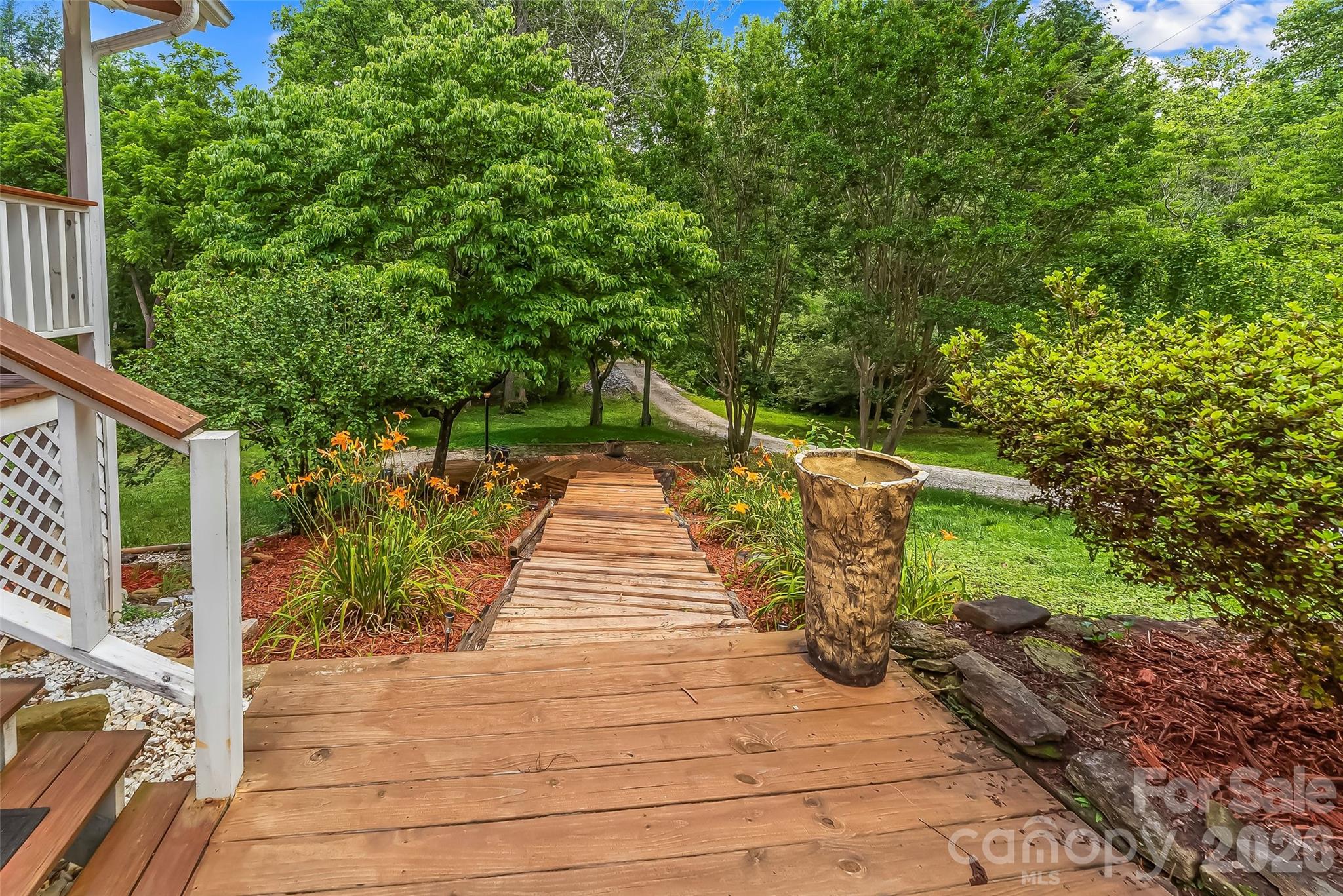 72 Paradise Lane