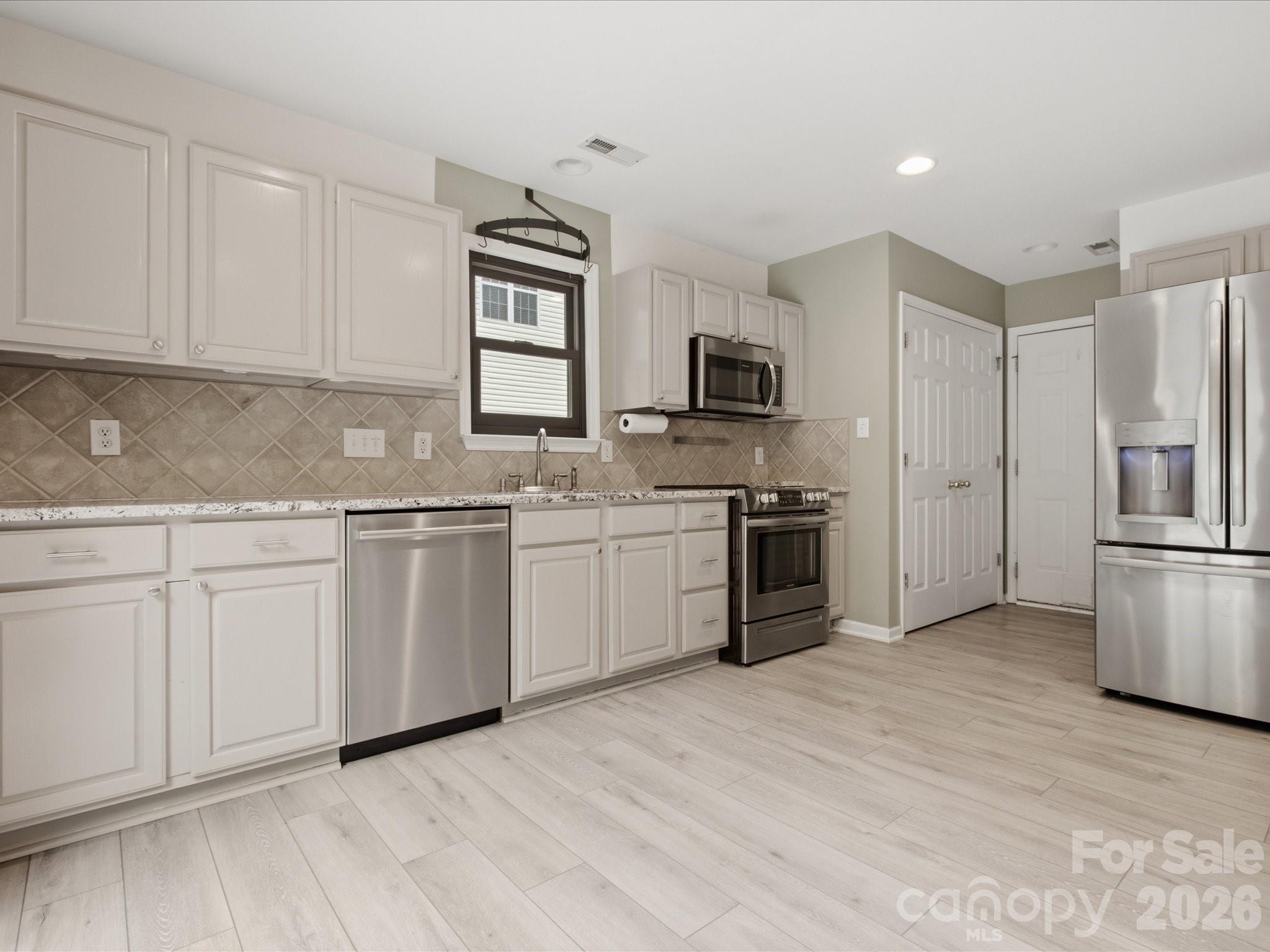 1102 Slate Ridge Road