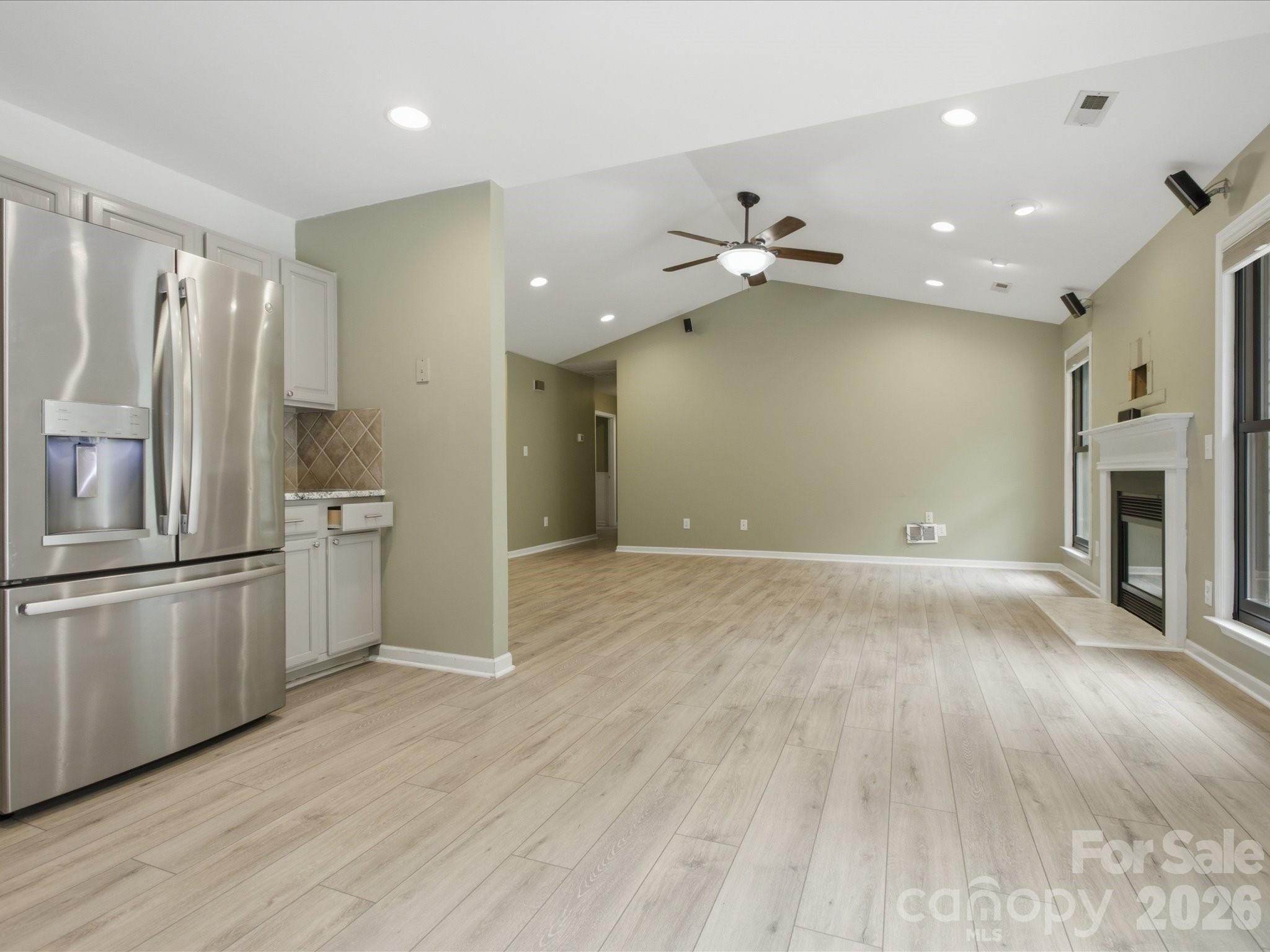 1102 Slate Ridge Road