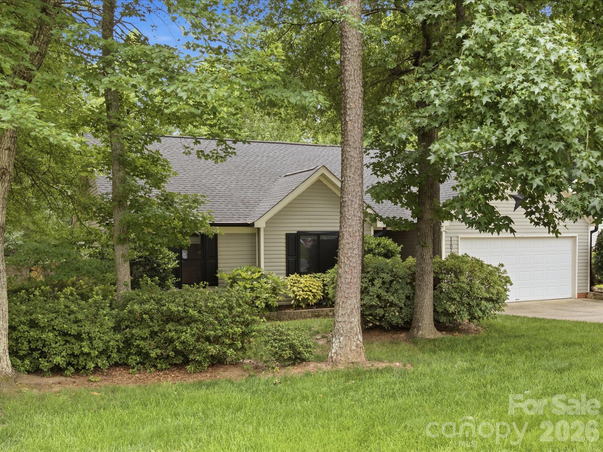 1102 Slate Ridge Road