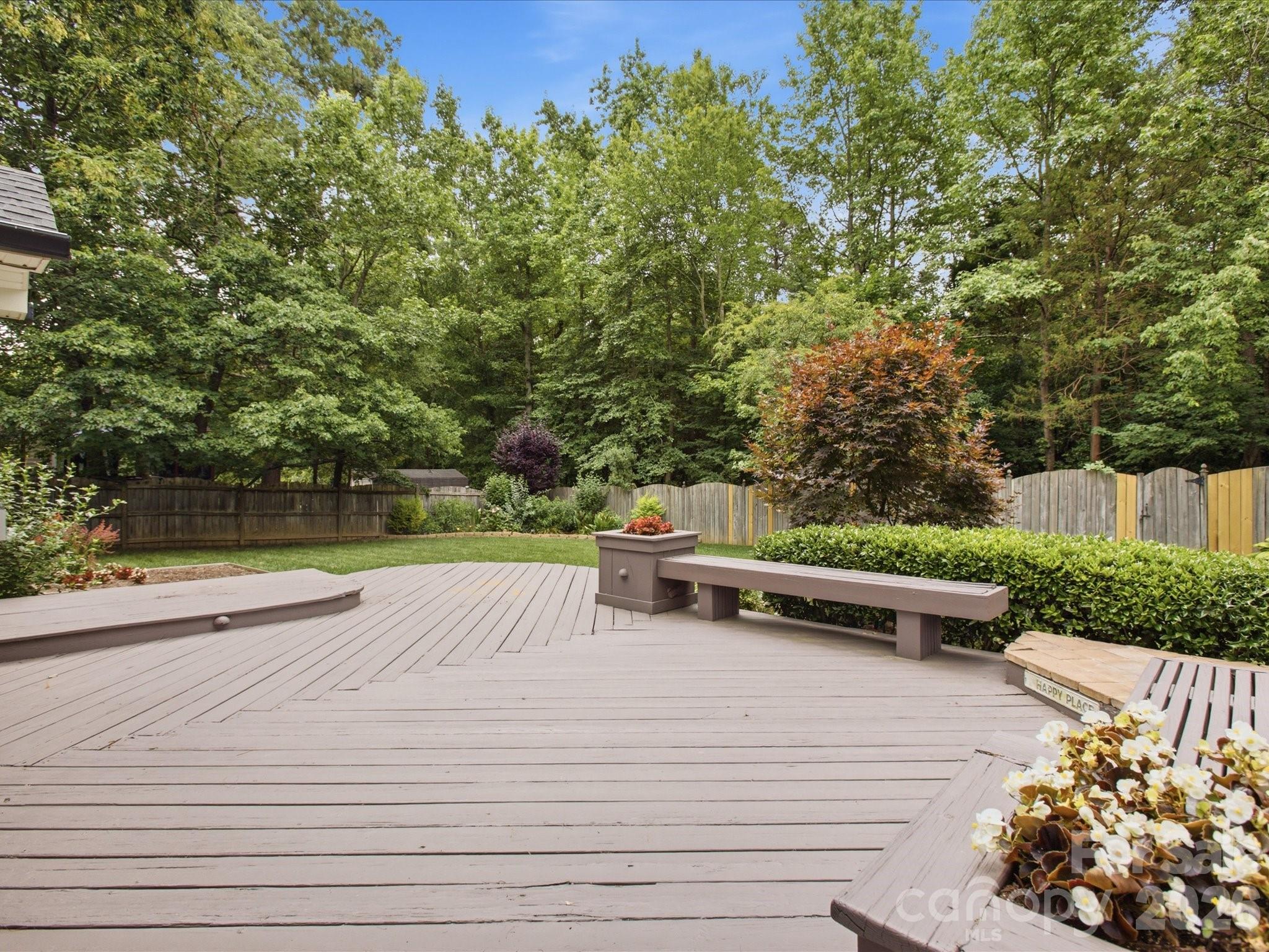 1102 Slate Ridge Road