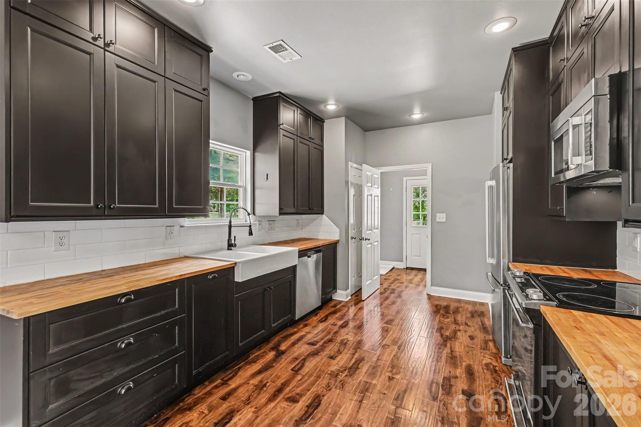 510 Grace Church Lane