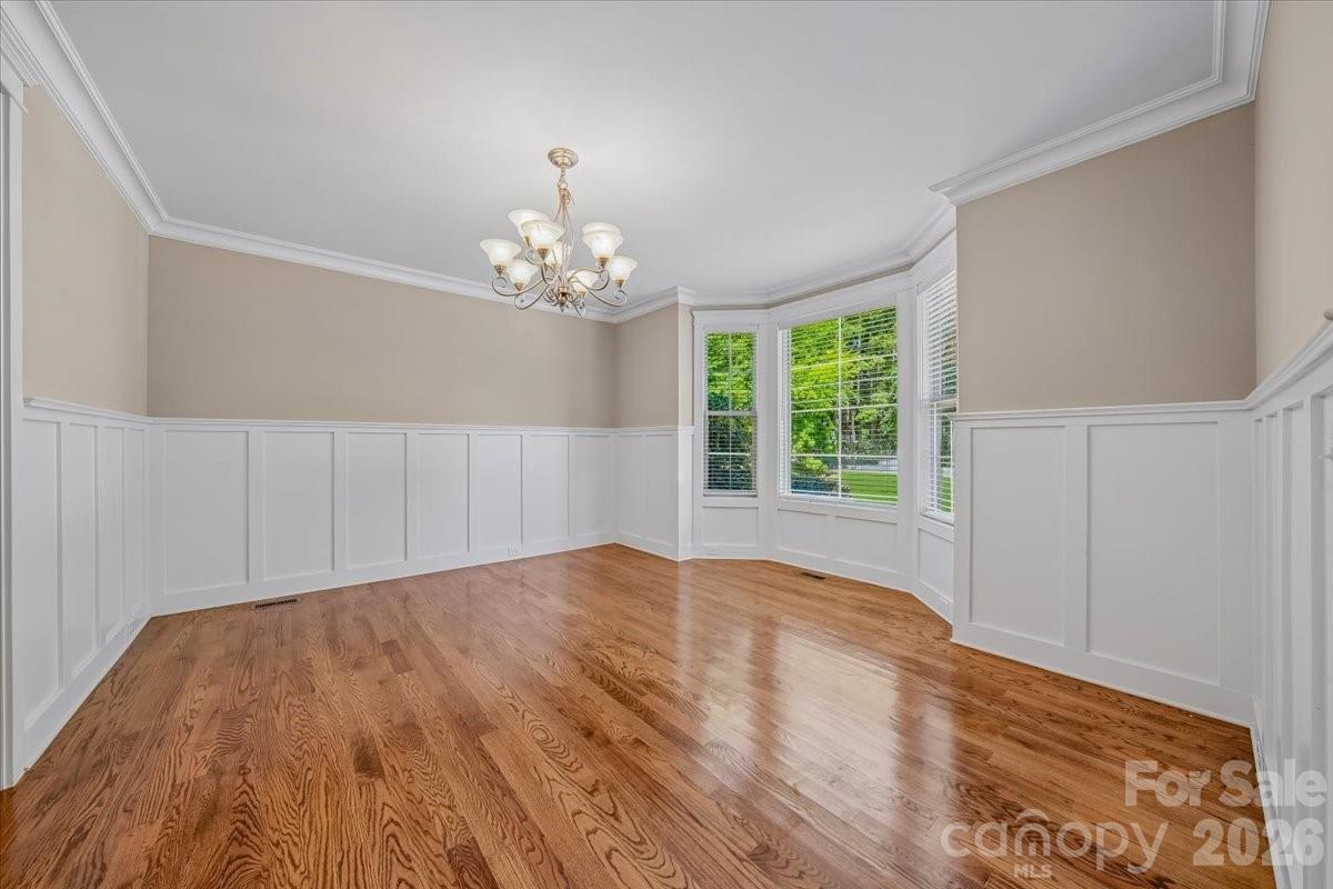 836 Elizabeth Lane