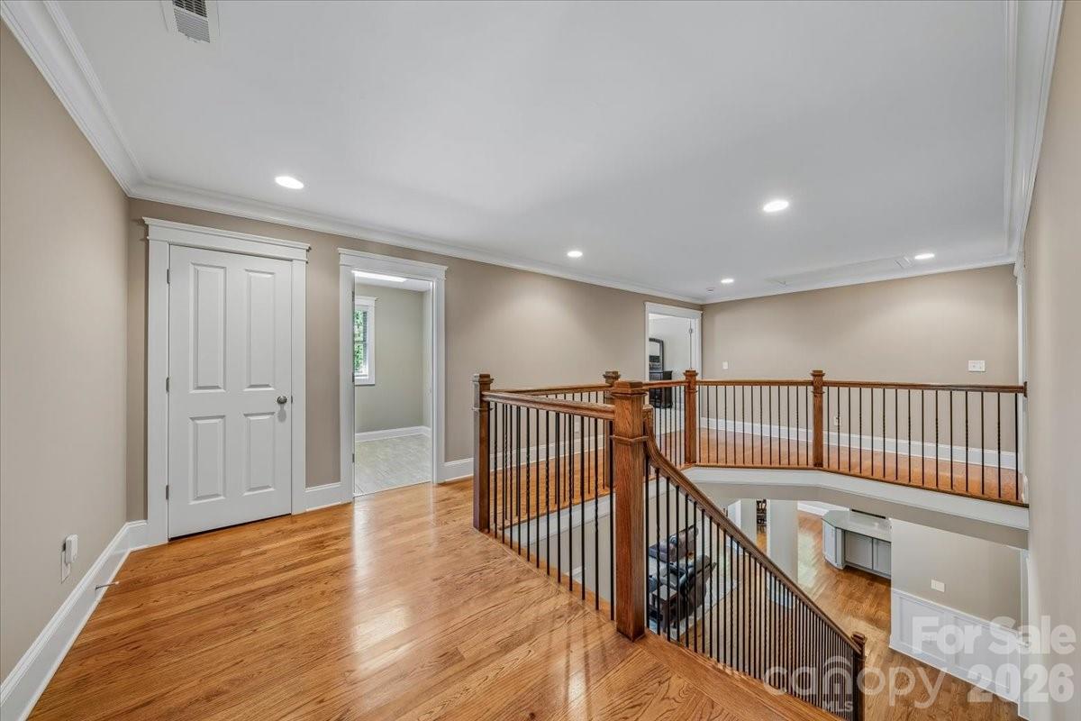 836 Elizabeth Lane