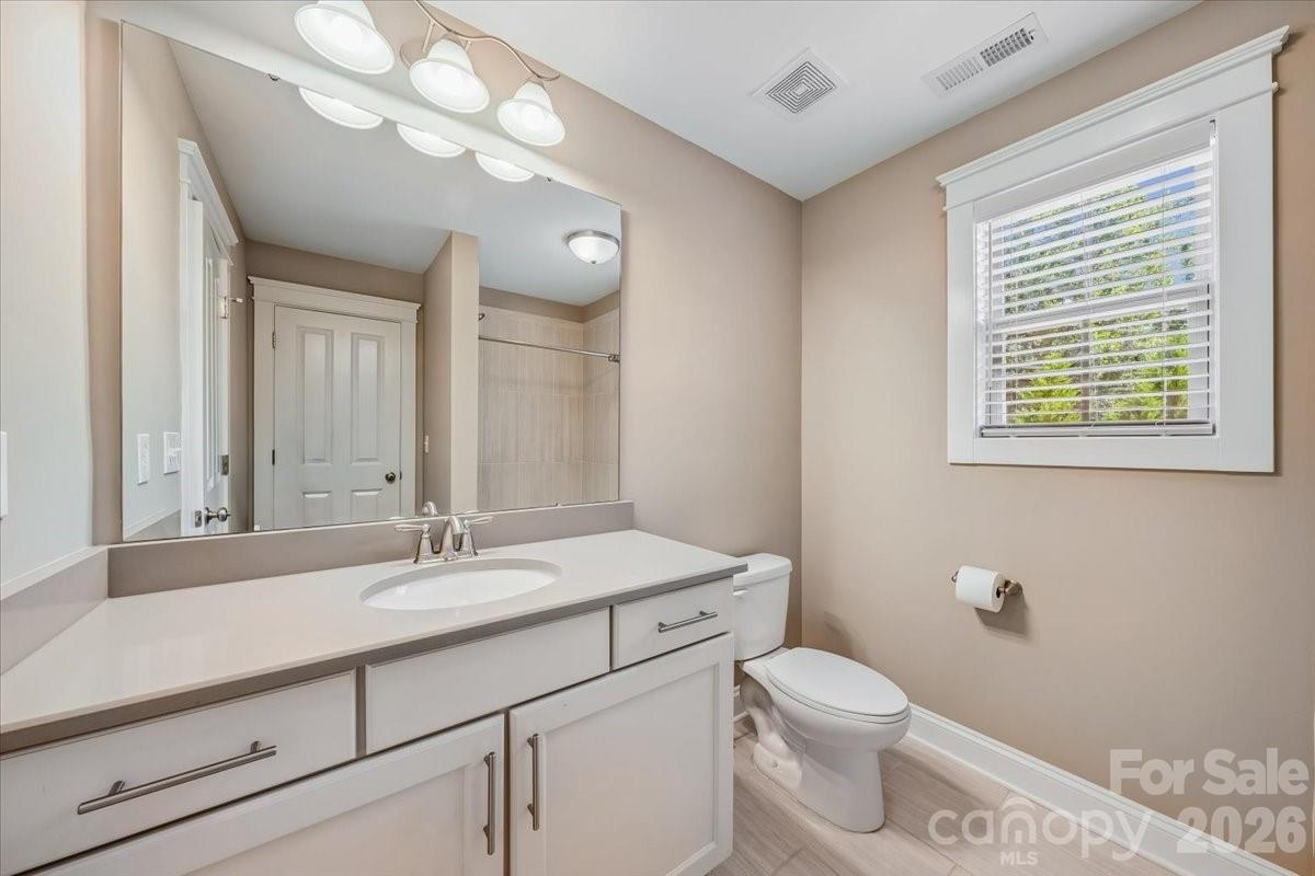 836 Elizabeth Lane