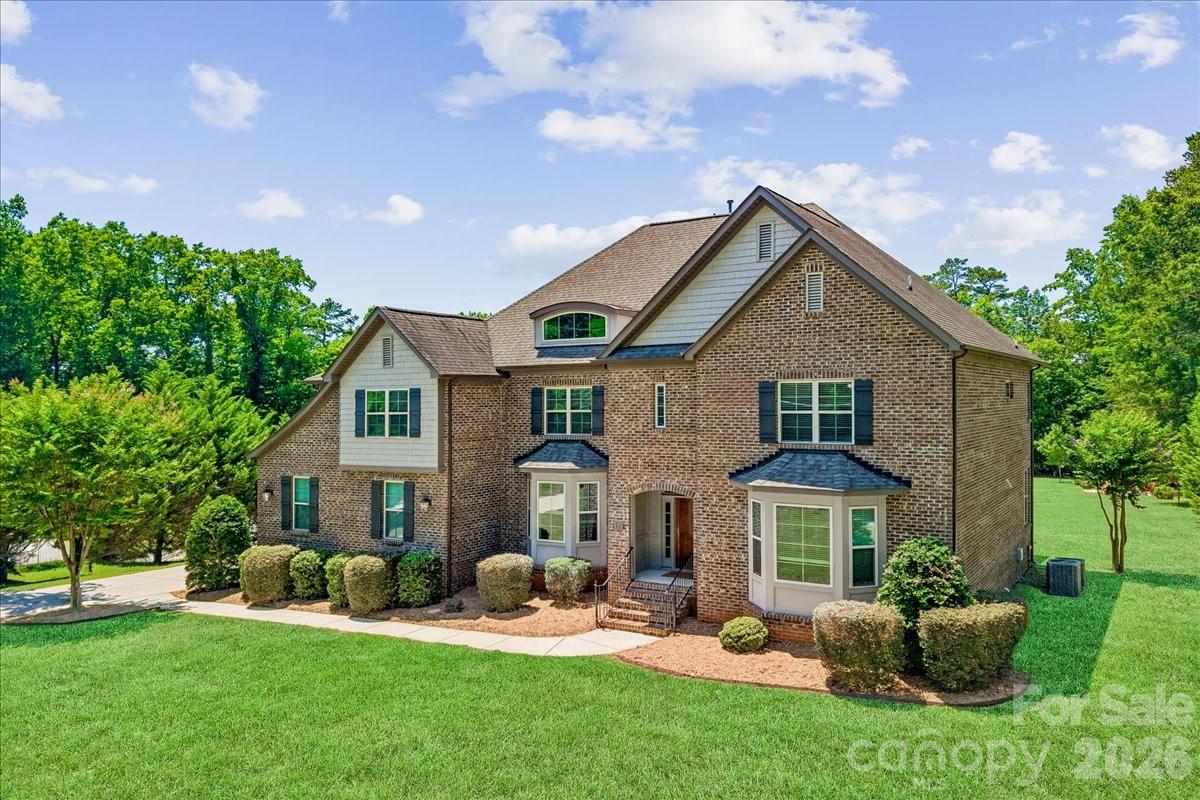 836 Elizabeth Lane