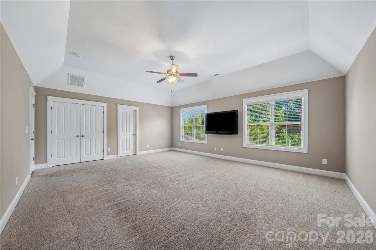 836 Elizabeth Lane
