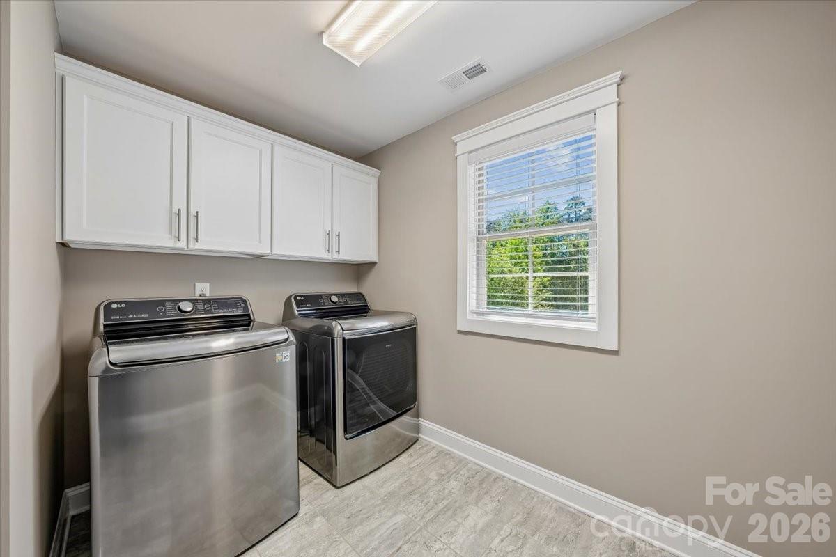 836 Elizabeth Lane