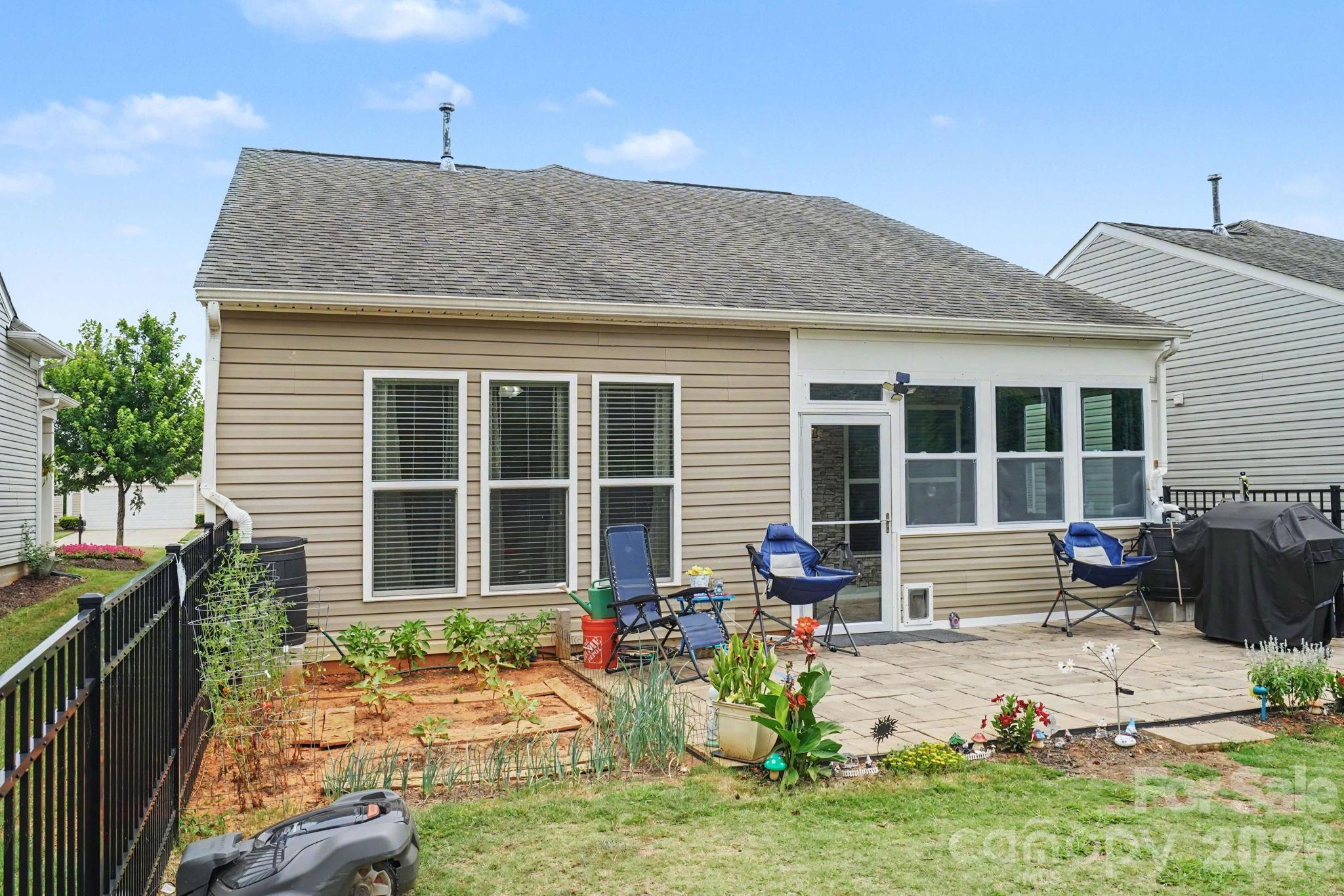 20241 Dovekie Lane