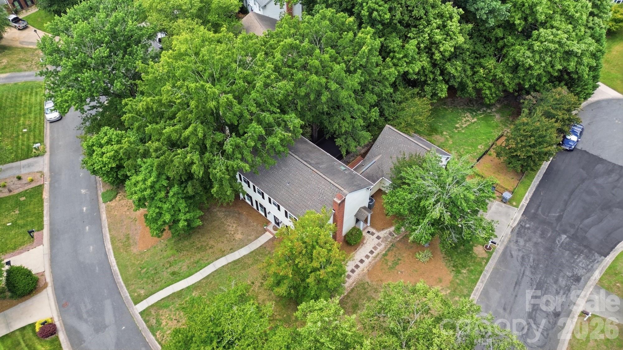 2106 Caleo Circle