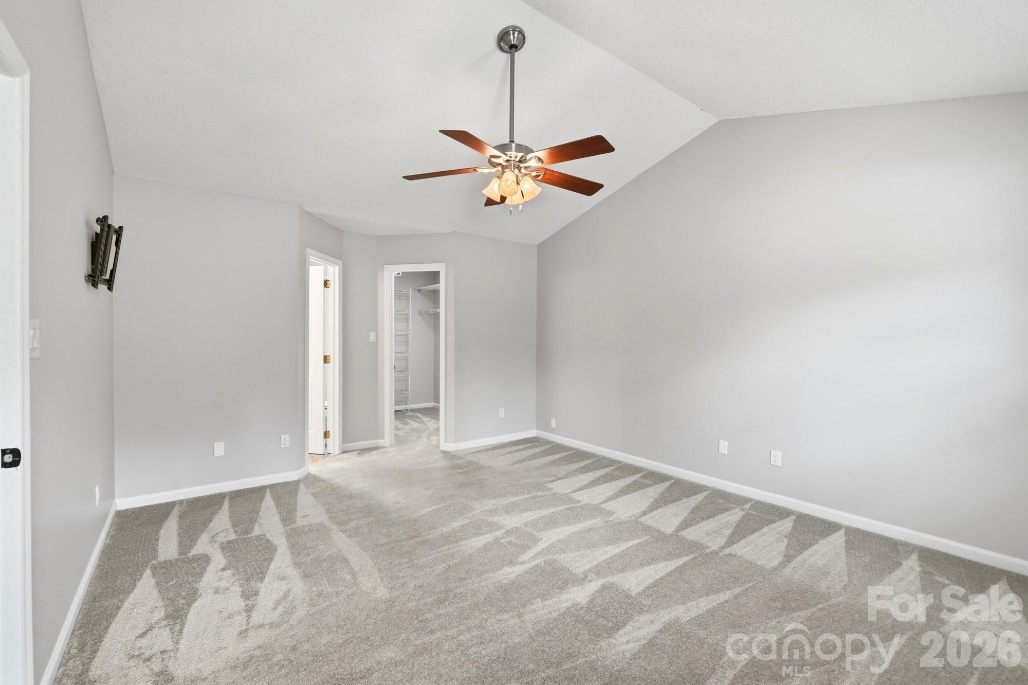 2106 Caleo Circle