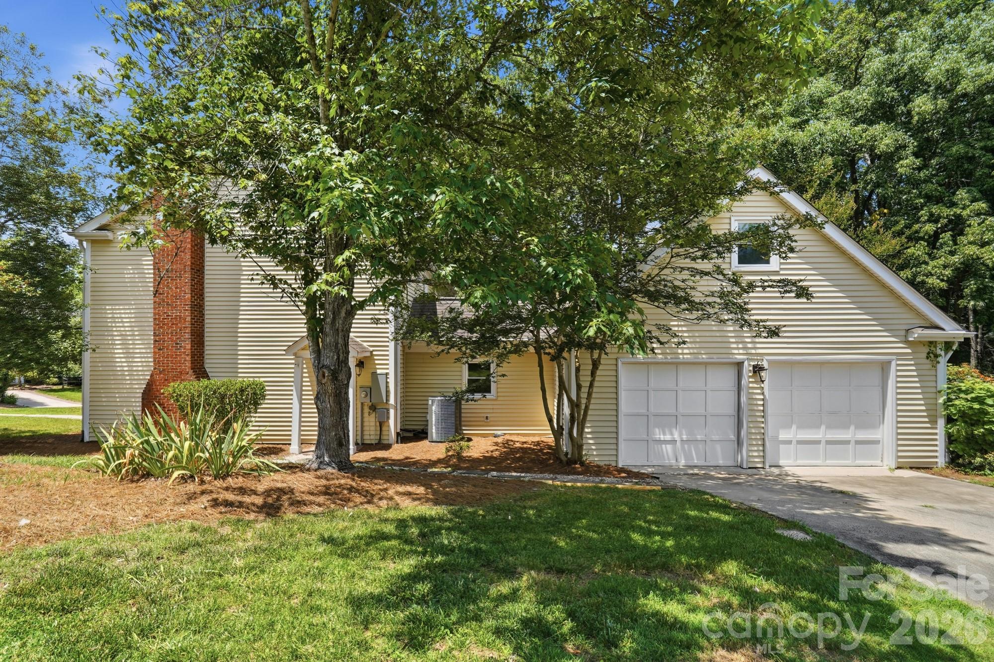 2106 Caleo Circle