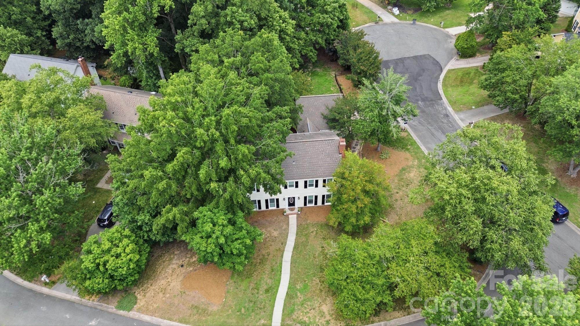 2106 Caleo Circle