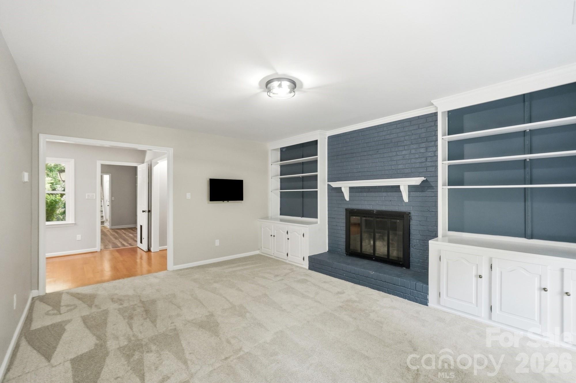 2106 Caleo Circle