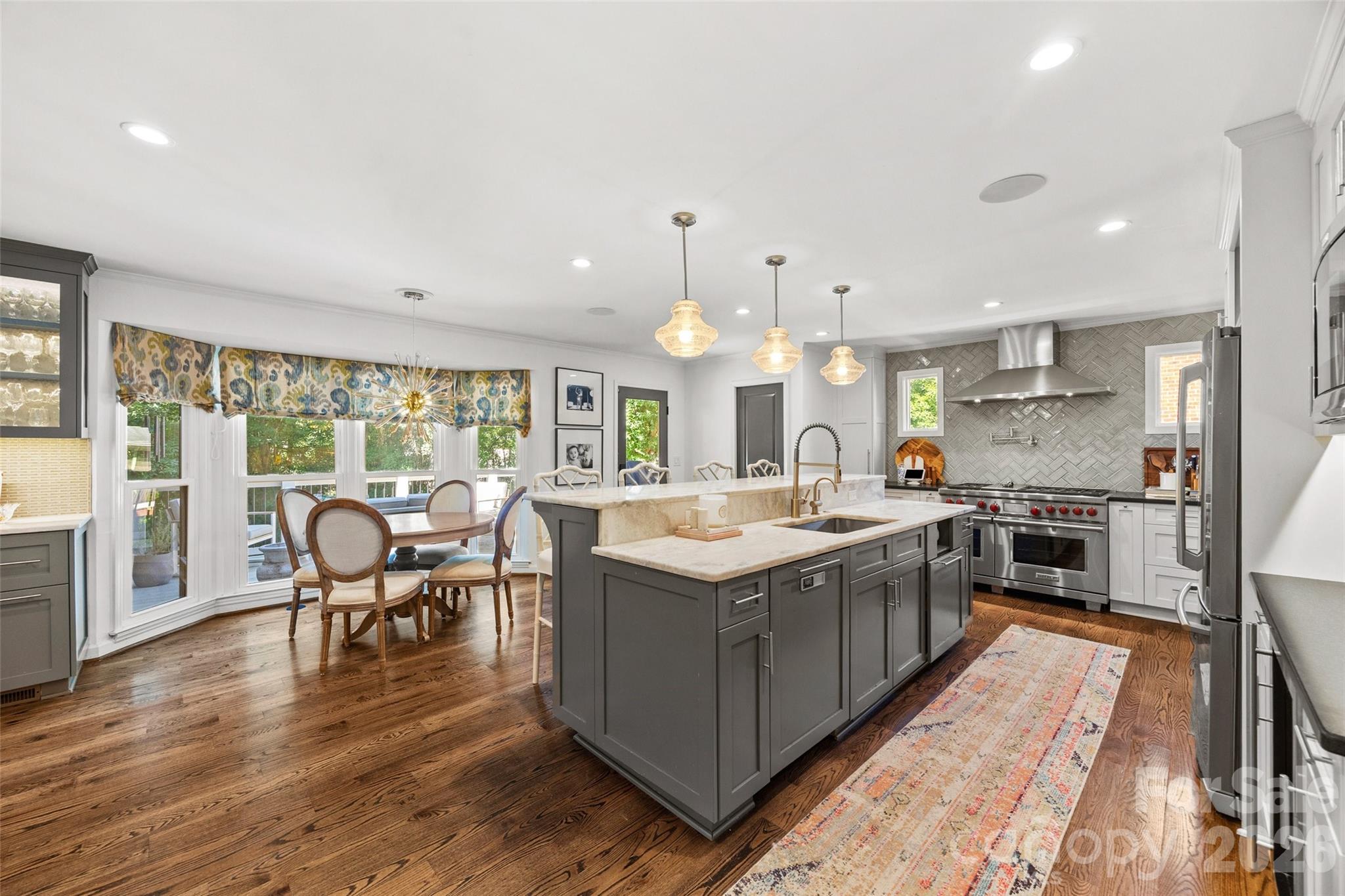 7940 Sunnyvale Lane